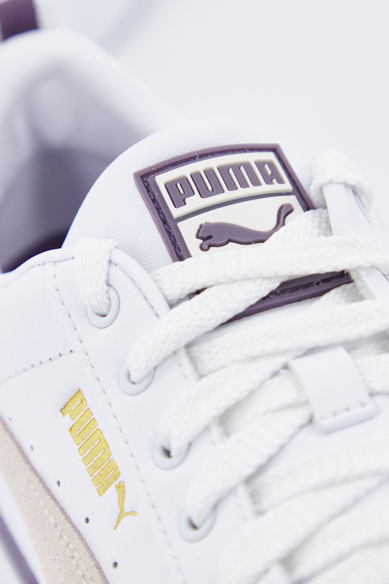 PUMA  MAYZE LTH WN'S en color BLANCO (4)