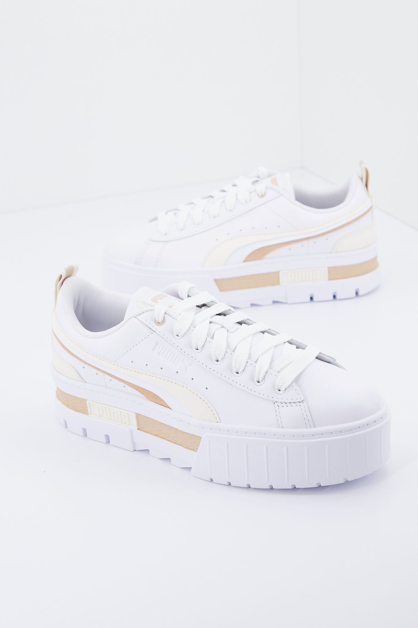 PUMA MAYZE FS INTEREST WNS en color BLANCO (1)
