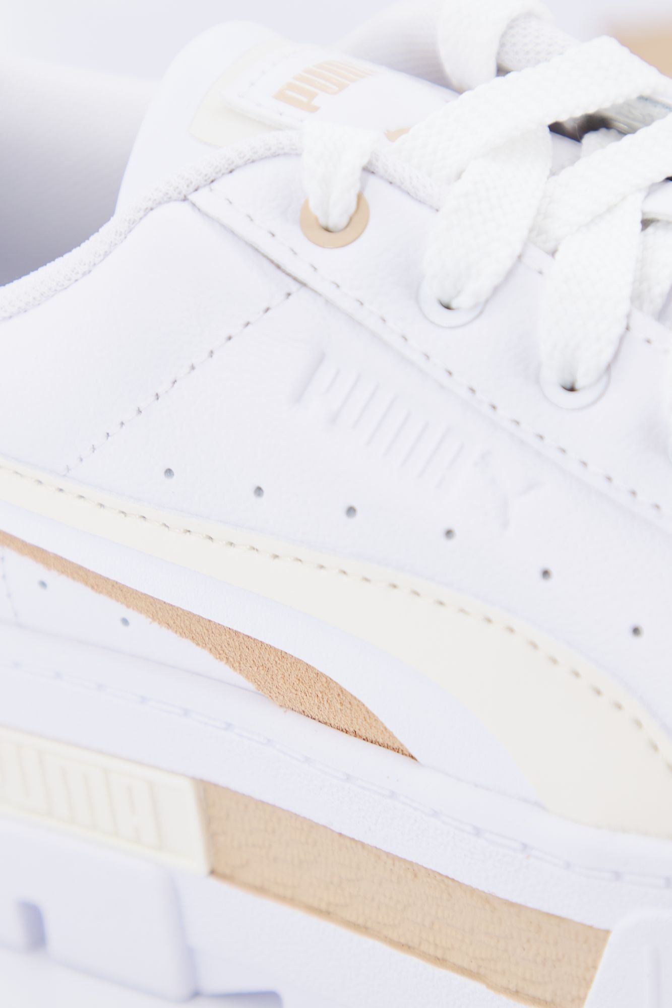 PUMA MAYZE FS INTEREST WNS en color BLANCO (4)