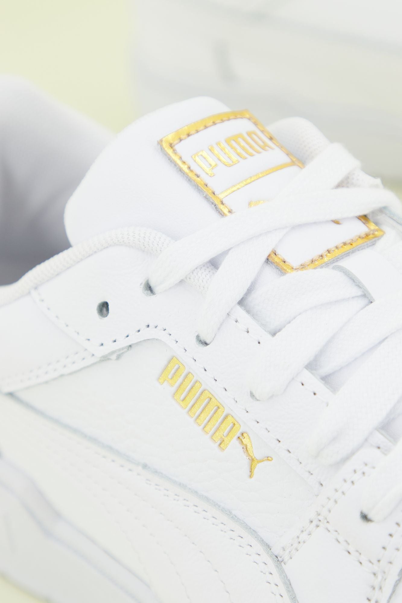 PUMA  PRO CLASSIC en color BLANCO (4)