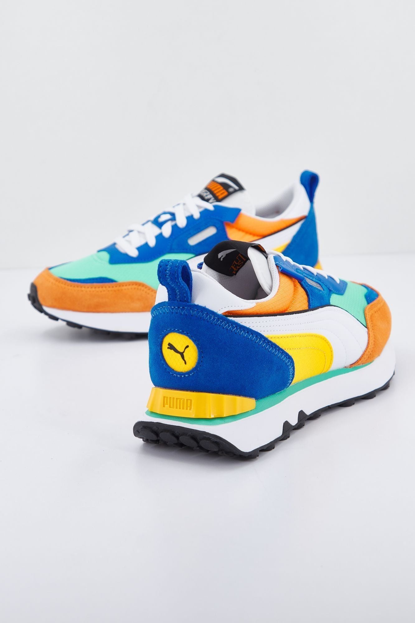 PUMA RIDER FV "FUTURE VINTAGE" en color VERDE (1)