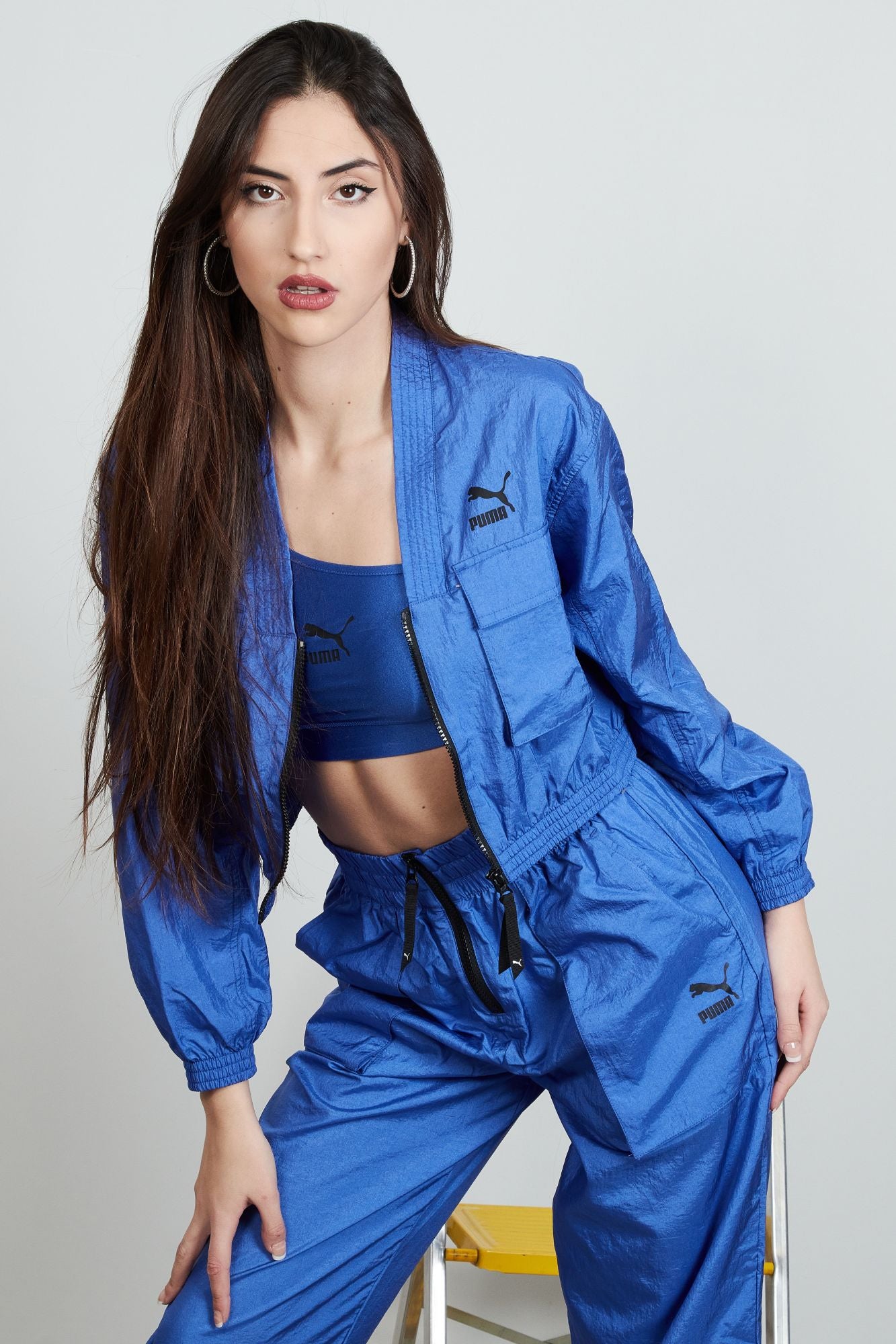 PUMA DARE TO WOVEN JACKET en color AZUL (3)