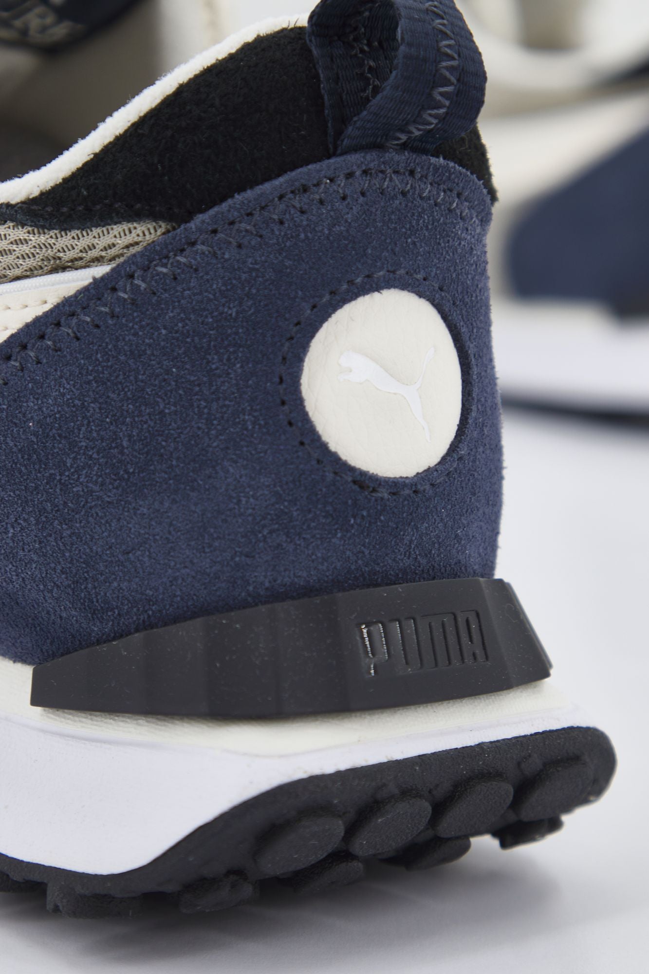 PUMA  RIDER FV RETRO REWIN en color AZUL (4)