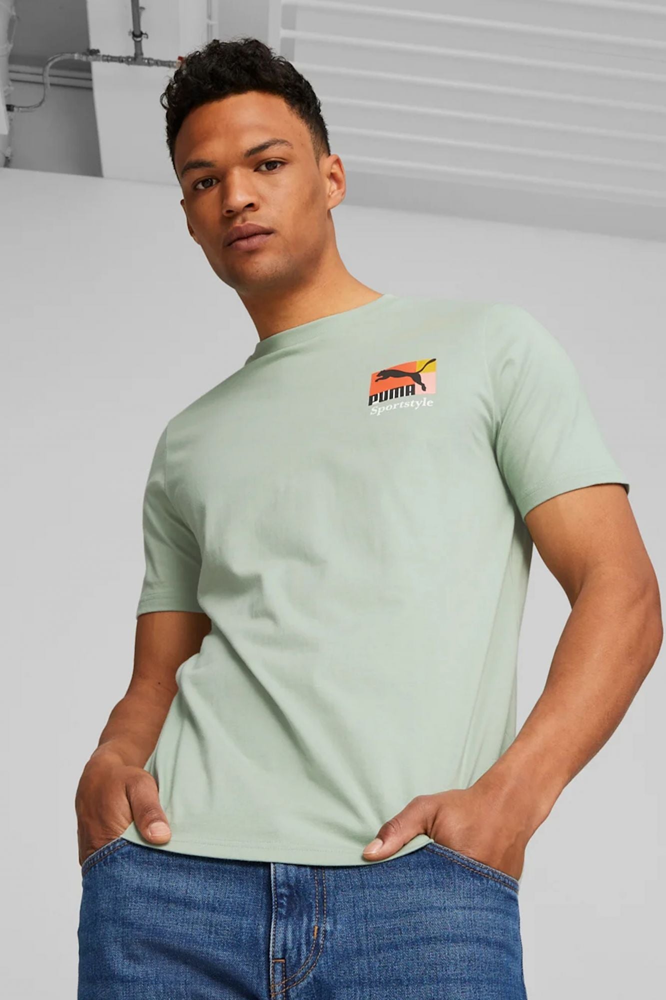 PUMA CLASSICS BRAND LOVE en color VERDE (1)