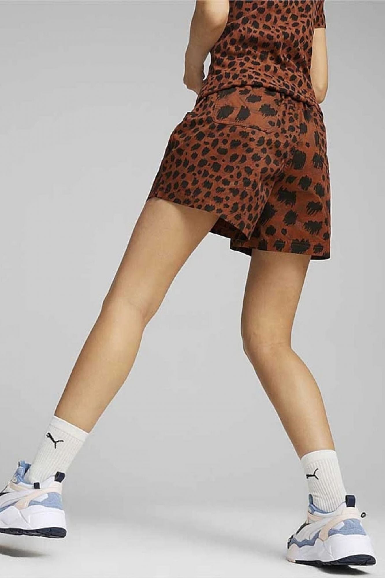 PUMA KITTEN SHORTS WV en color ANIMAL PRINT (3)