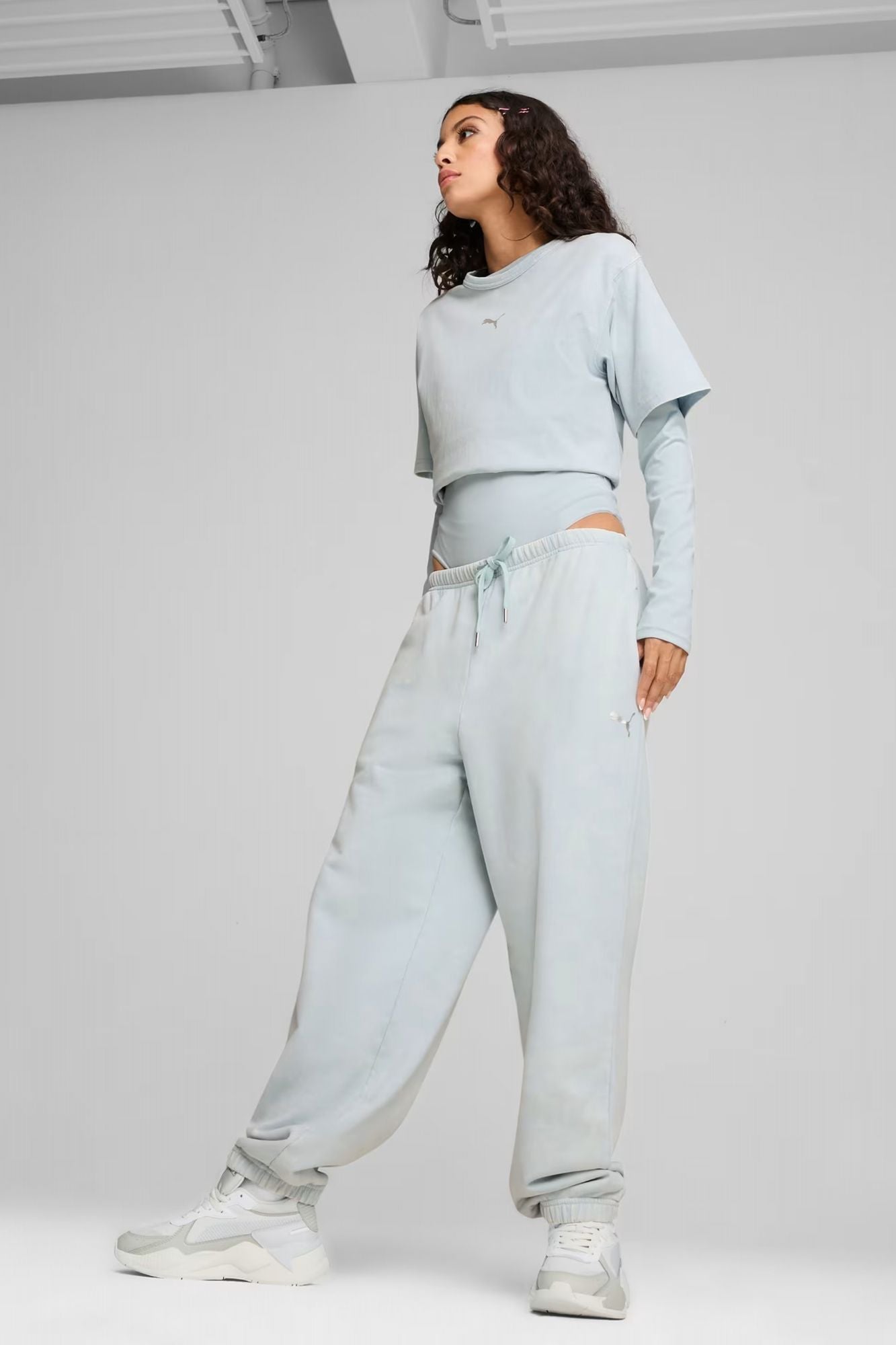 PUMA DARE TO RELAXED WASHED TEE en color AZUL (4)