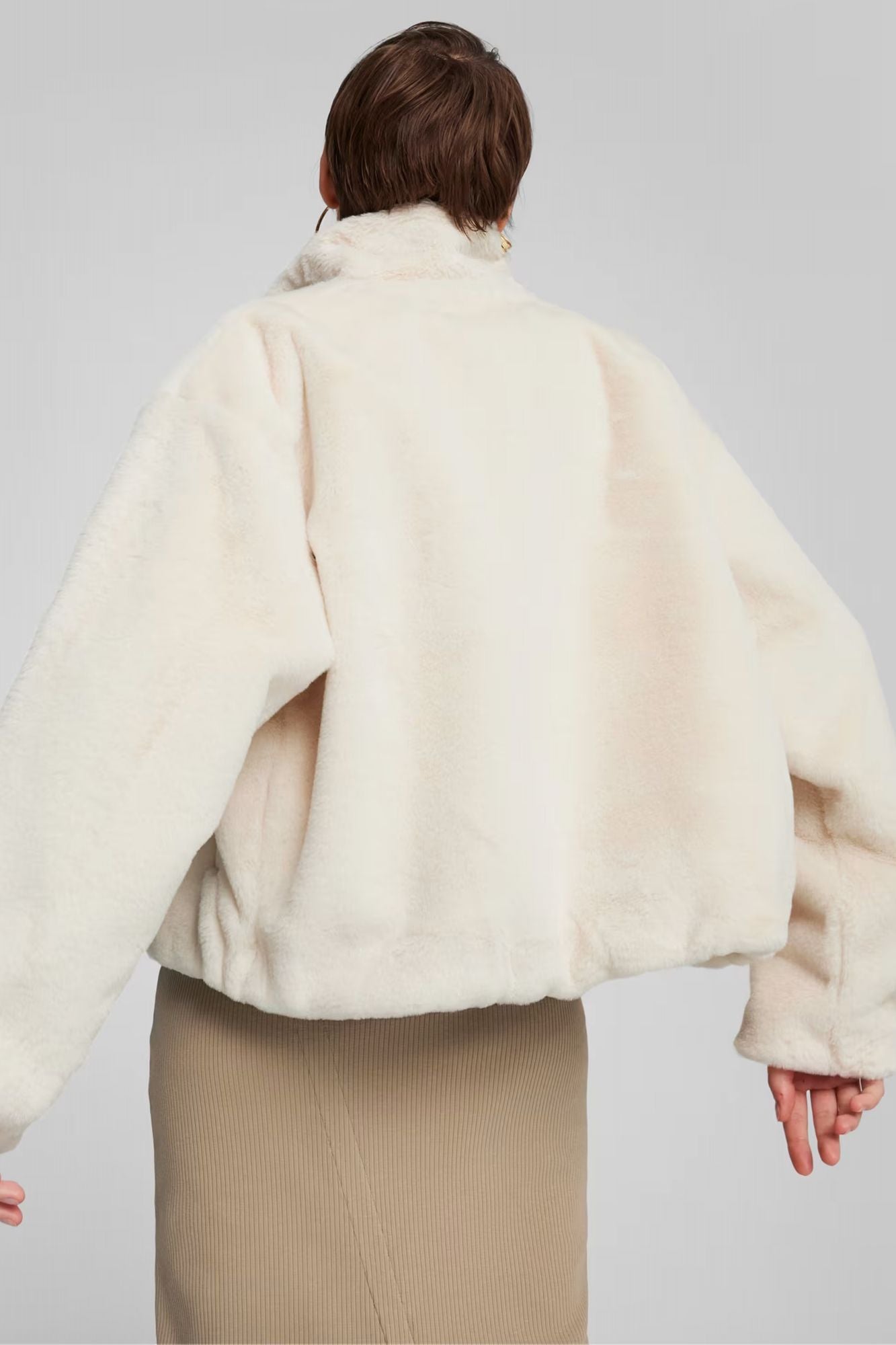 PUMA SOFT FLEECE JACKET ALPINE SNOW en color BLANCO (3)