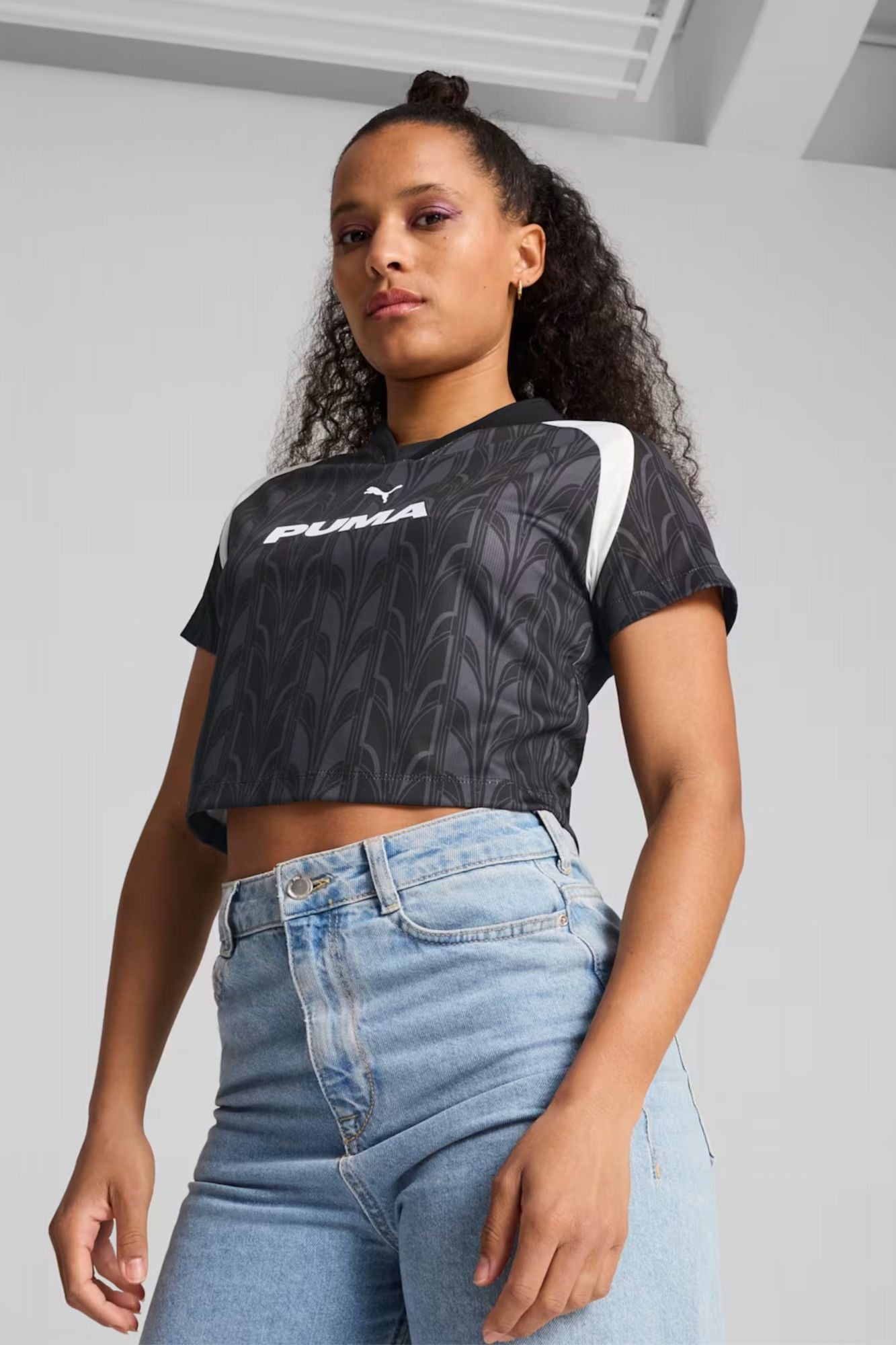 PUMA FOOTBALL JERSEY BABY TEE WOMEN en color GRIS (1)