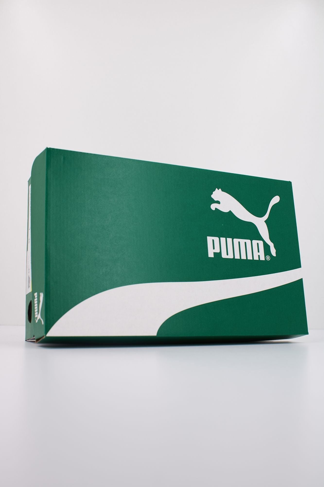 PUMA PALERMO JR en color VERDE (6)