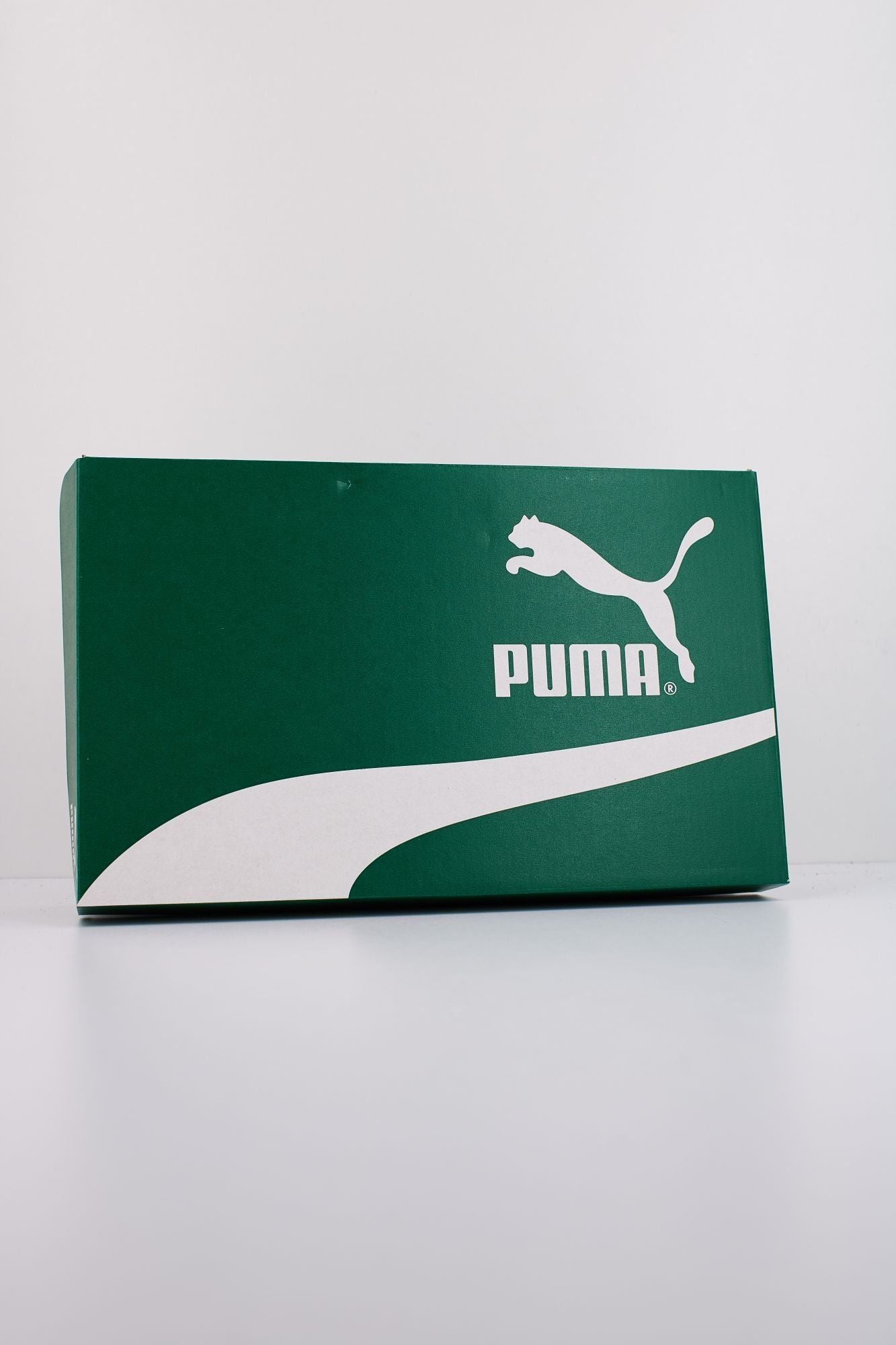 PUMA  PALERMO PREMIUM en color BLANCO (6)