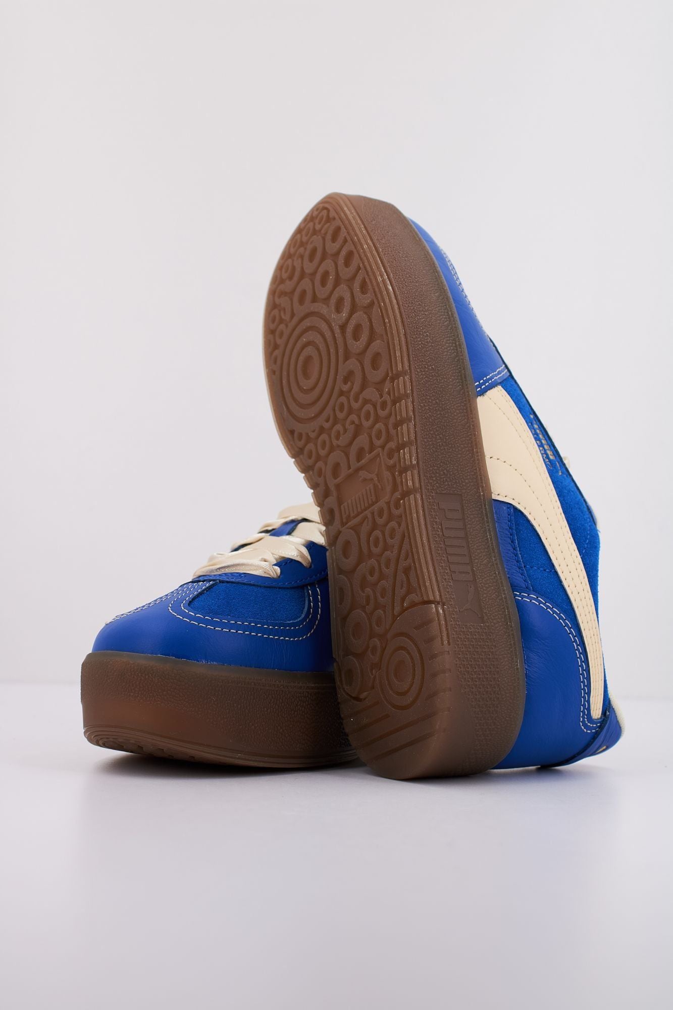 PUMA  ELEVATA CF WNS en color AZUL (5)