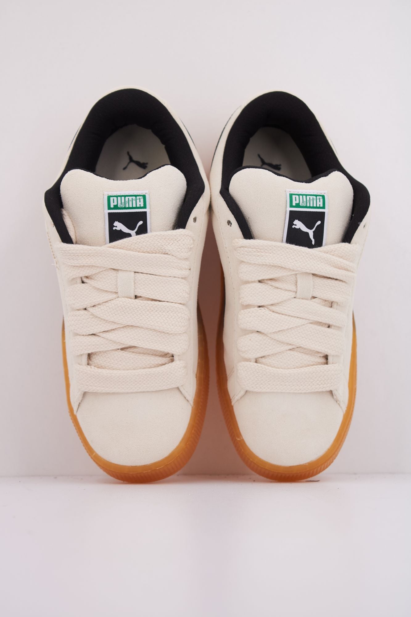 PUMA SUEDE XL DARK RISK en color BLANCO (3)