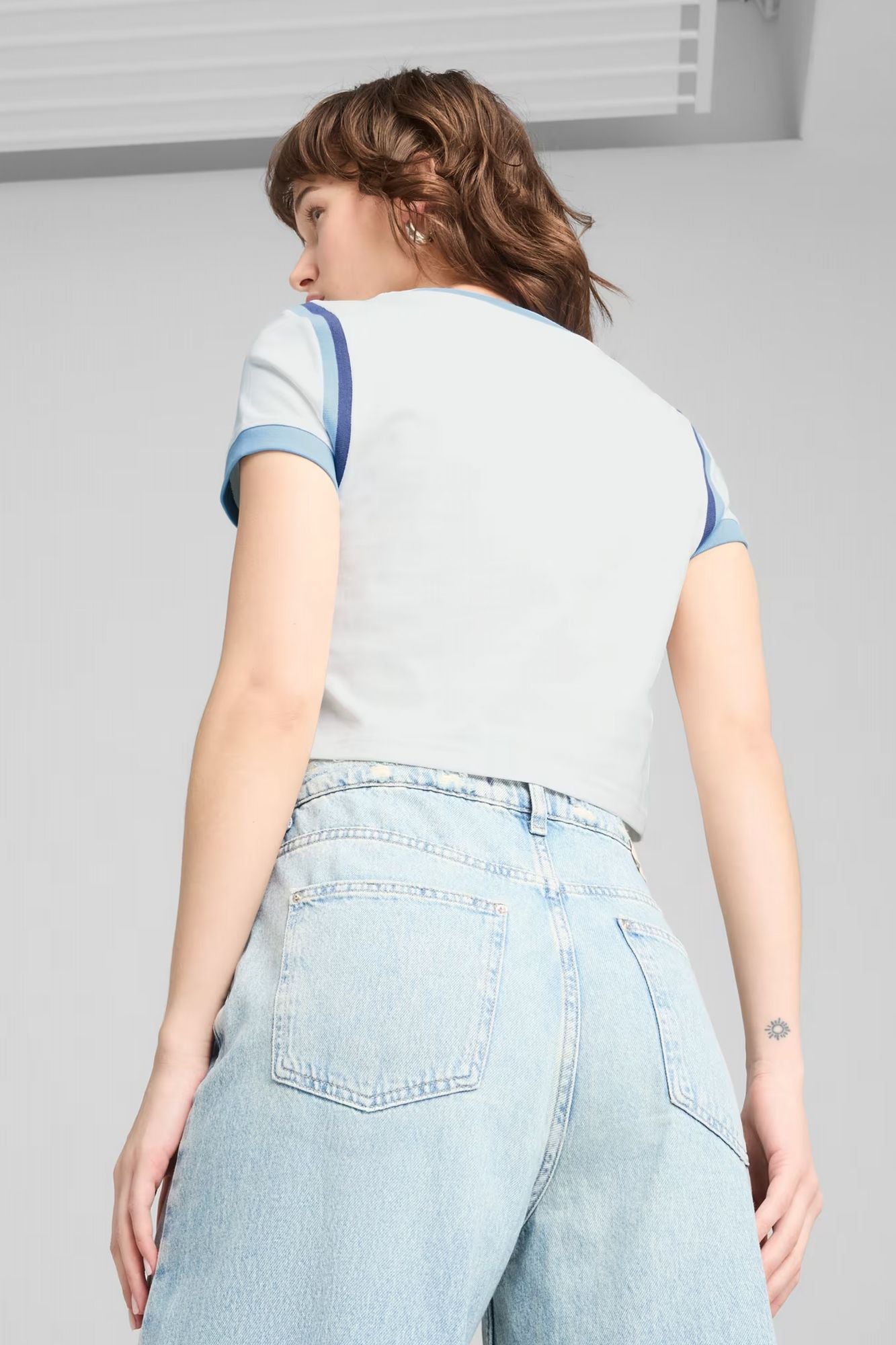 PUMA FUTURE.PUMA.ARCHIVE GRAPHI en color BLANCO (3)