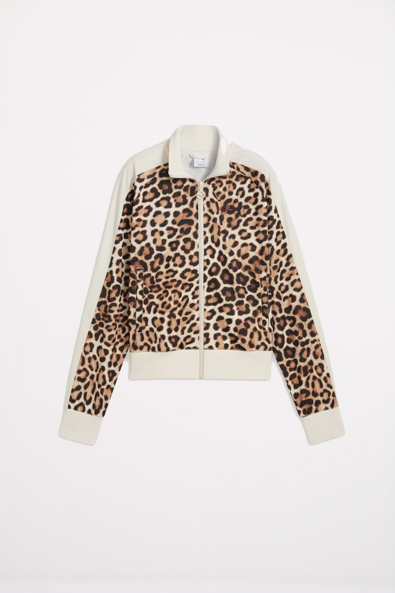 PUMA LEO LUXE AOP SHORT TRAC en color ANIMAL PRINT (2)