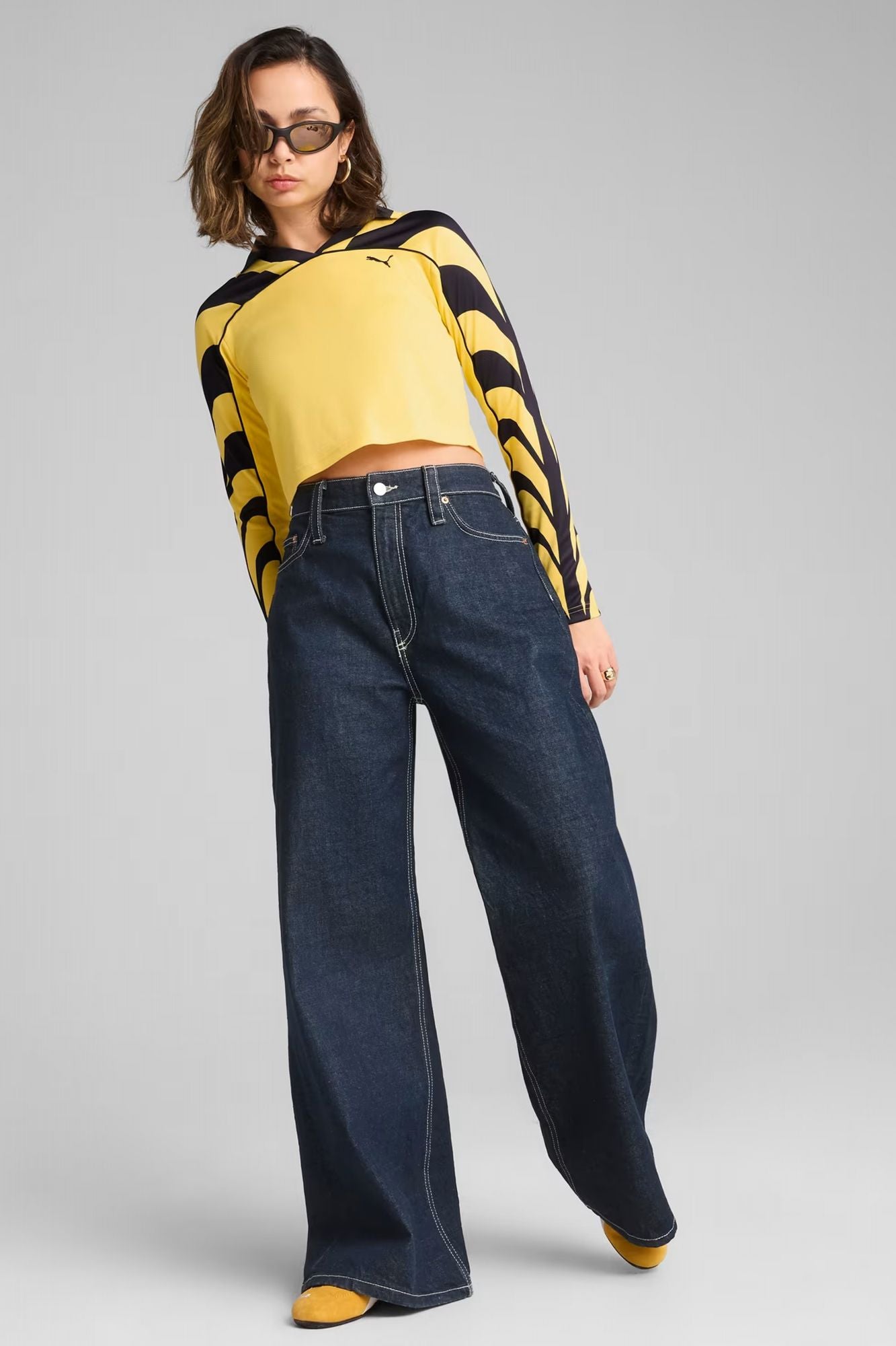 PUMA ROAD TO UNITY FOOTBALL JER en color AMARILLO (4)