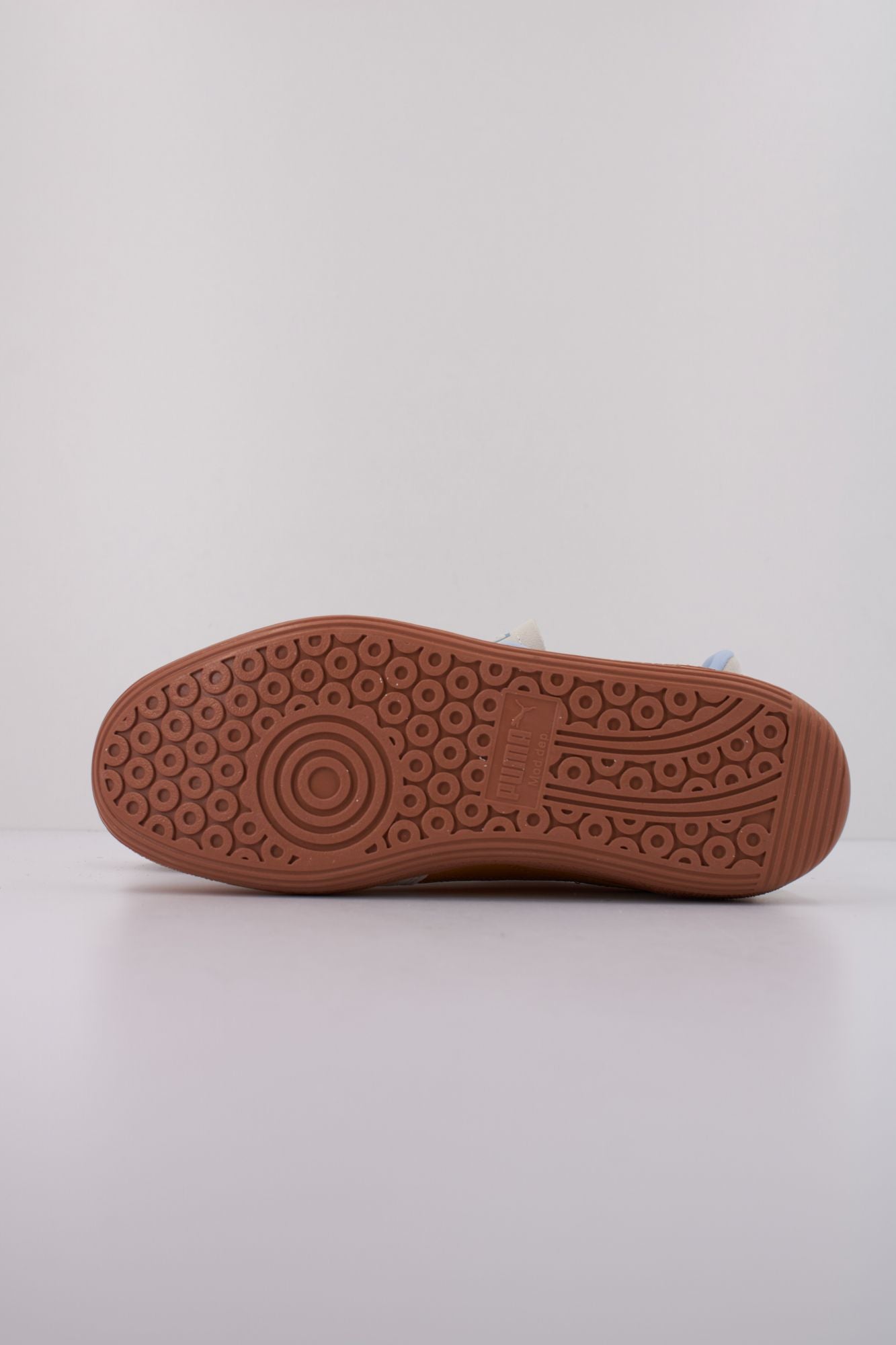 PUMA PALERMO en color BLANCO (5)