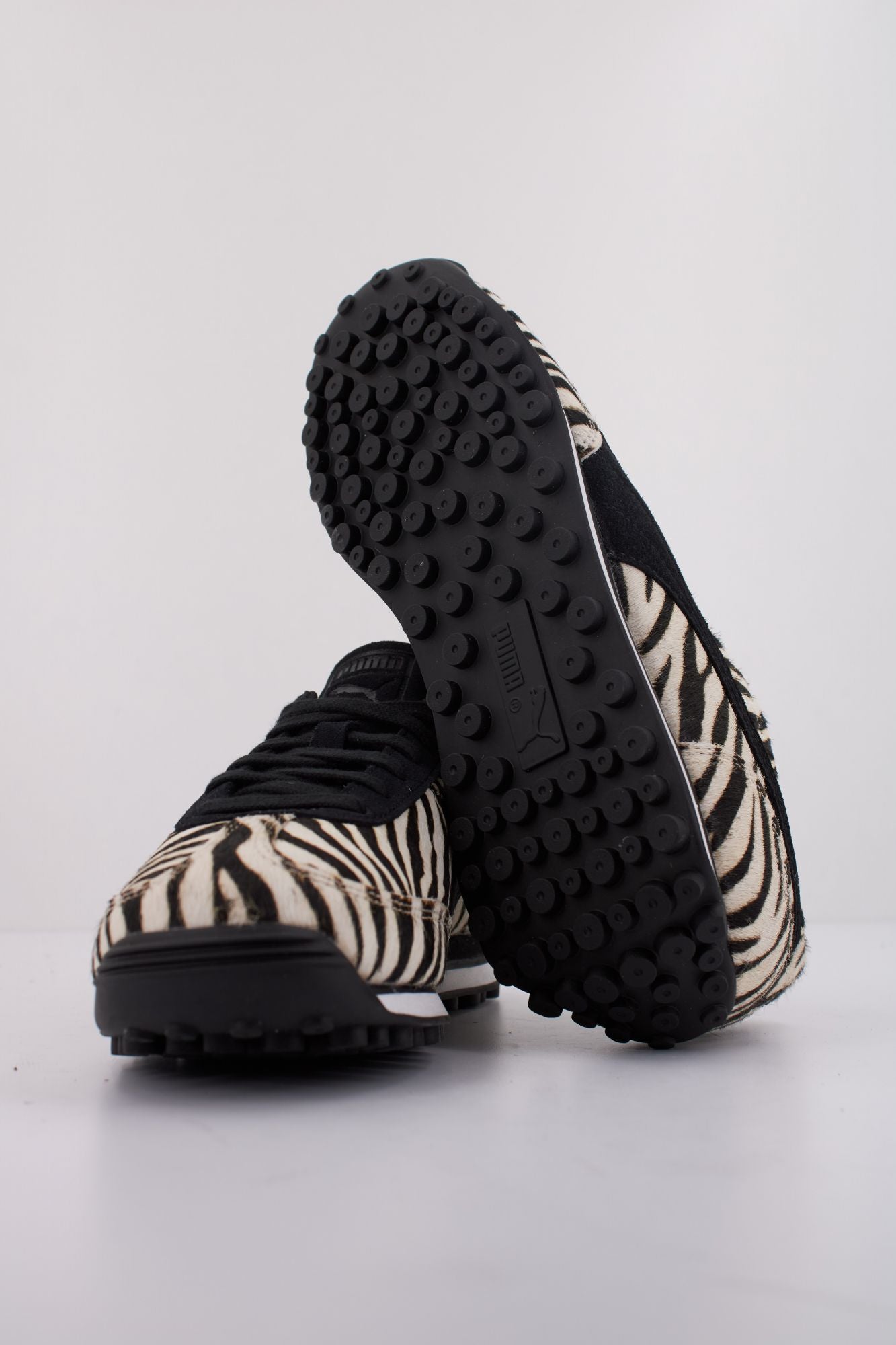 PUMA EASY RIDER ZEBRA WNS en color ANIMAL PRINT (5)