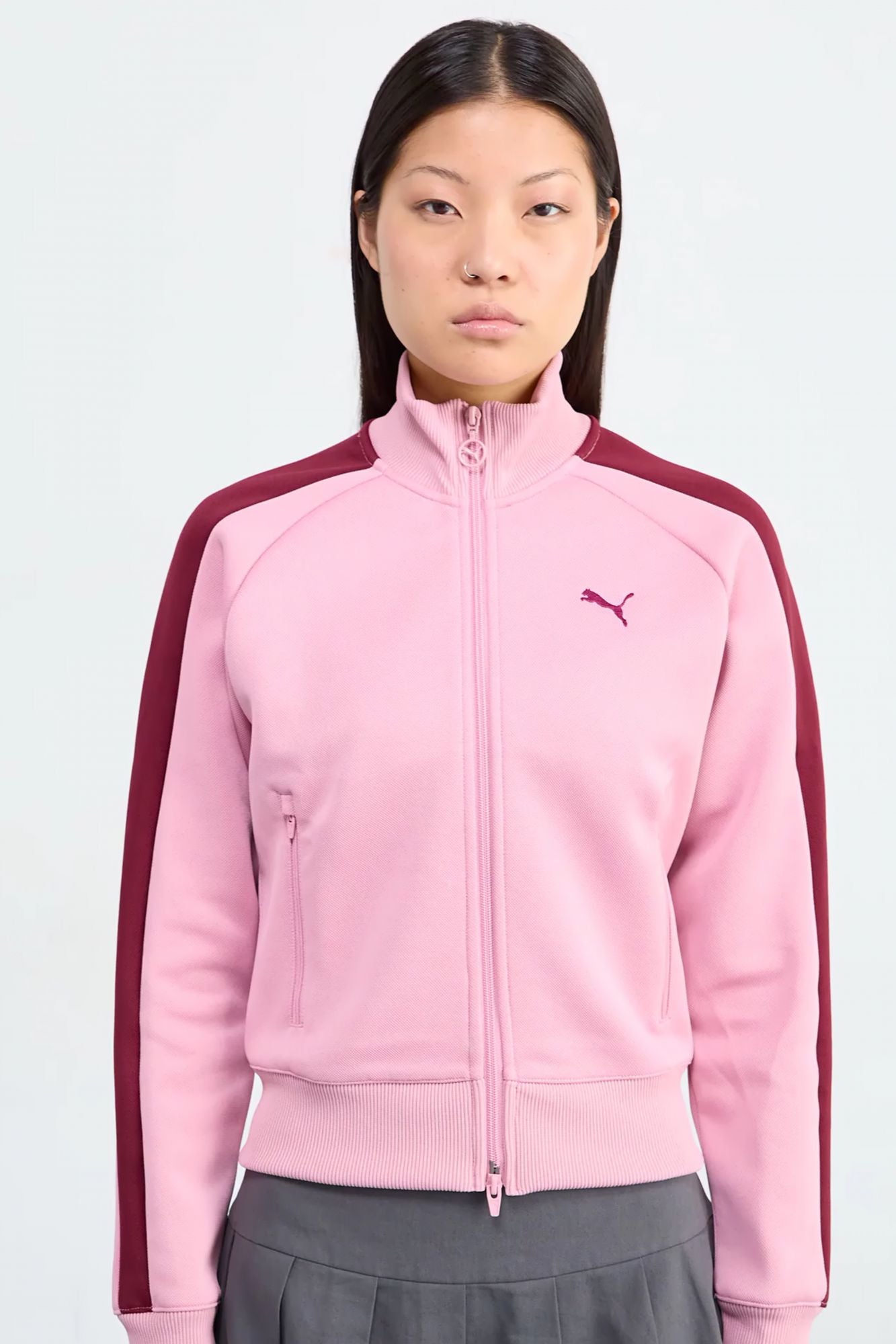 PUMA  ALWAYS ON SHORT TRACK J  en color ROSA (2)
