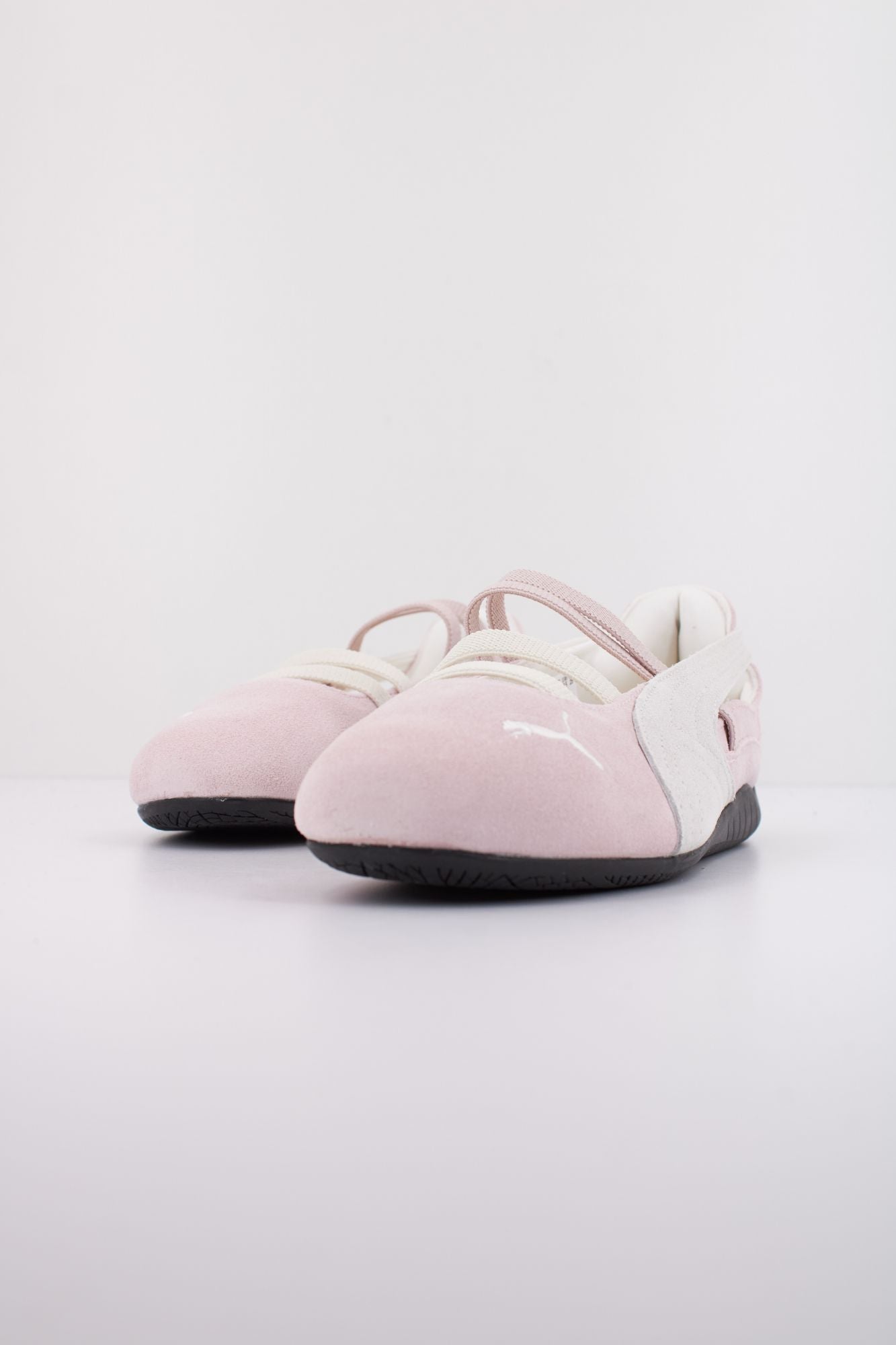 PUMA SPEEDCAT LTH WNS en color ROSA (2)