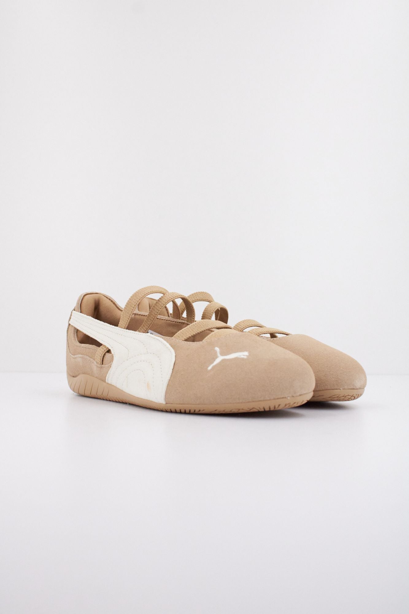 PUMA SPEEDCAT SD CAFE en color MARRON CLARO (2)