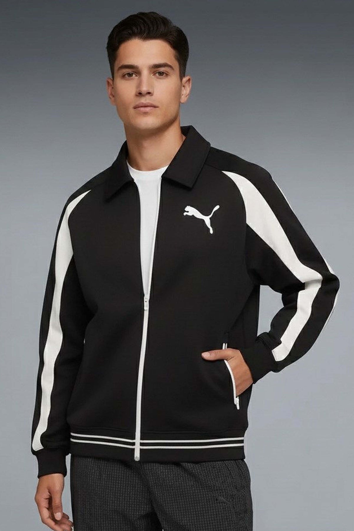 PUMA RELAXED BIG CAT JACKET en color NEGRO (1)