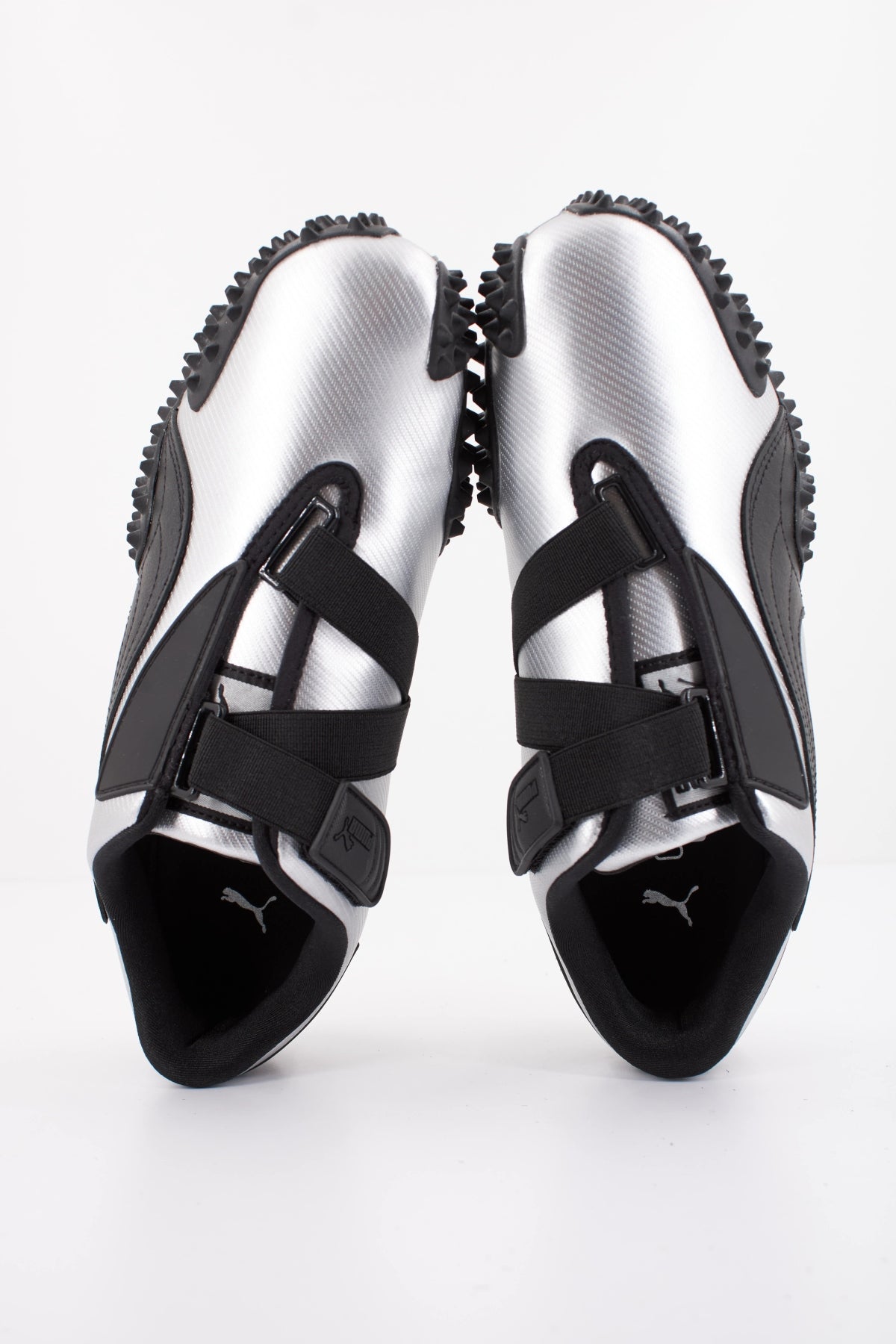 PUMA MOSTRO METAL en color PLATA (3)