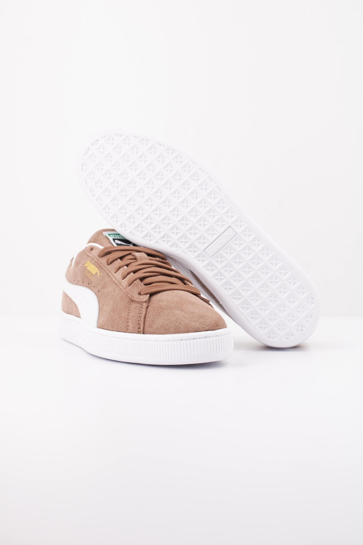PUMA SUEDE CLASSIC en color MARRON (5)