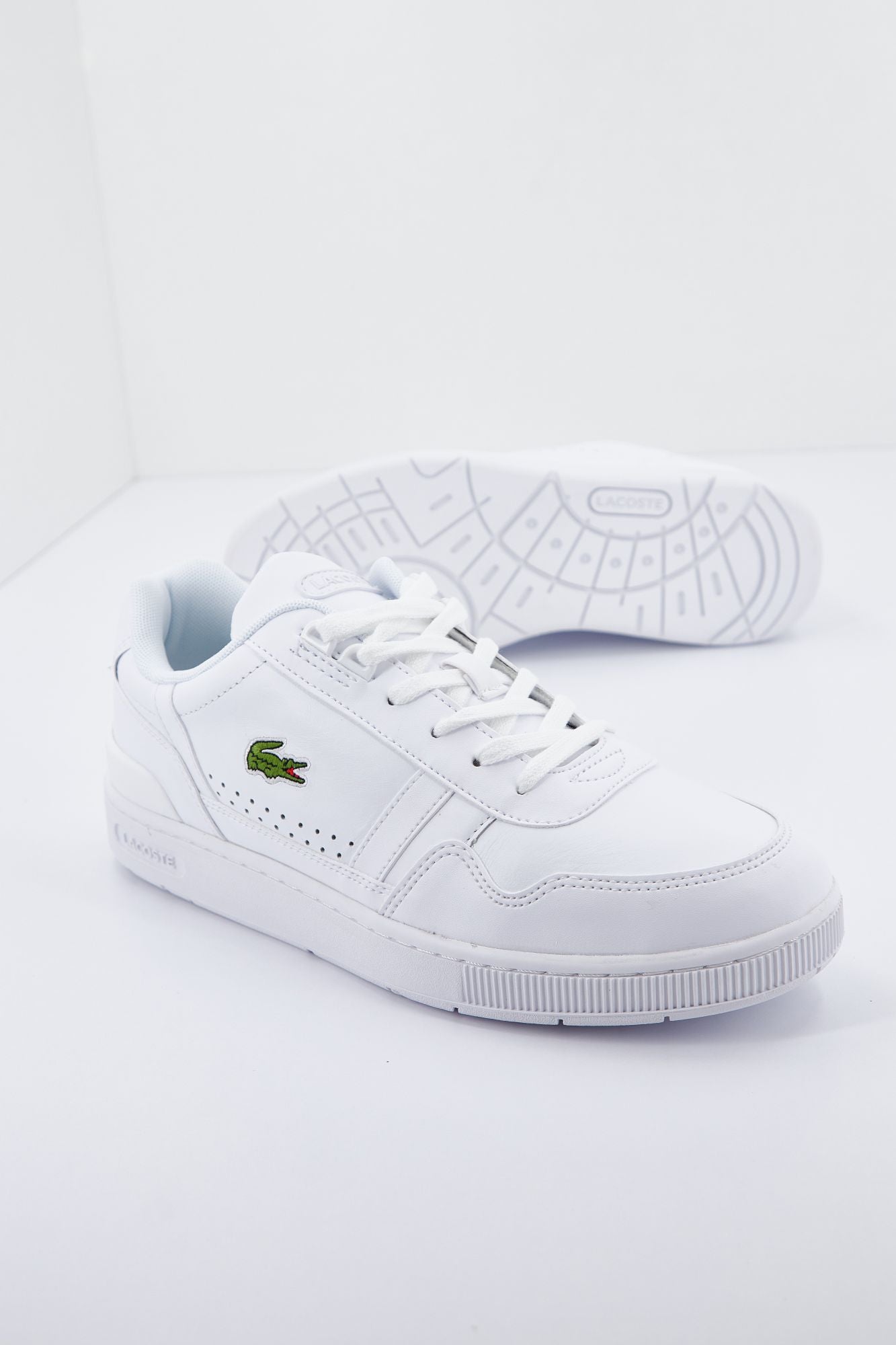 LACOSTE T-CLIP 0722 1 SMA en color BLANCO (1)