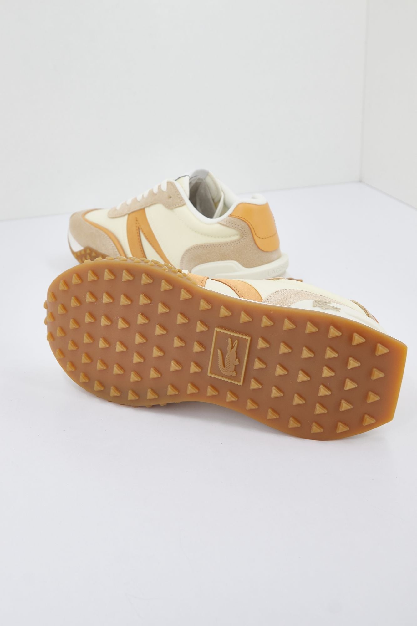 LACOSTE L-SPIN DELUXE en color MARRON CLARO (4)