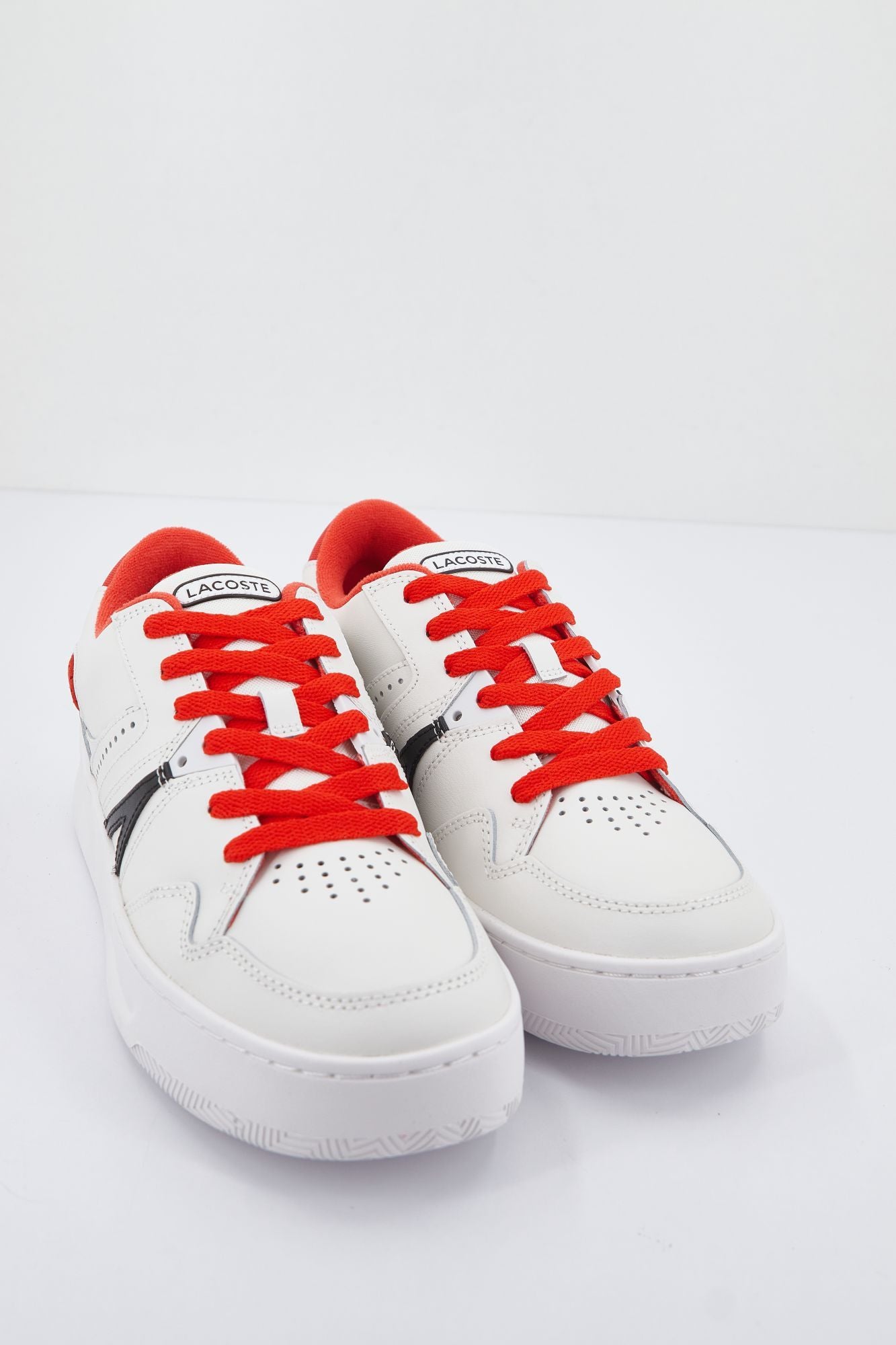 LACOSTE L005 LEATHER en color BLANCO (3)