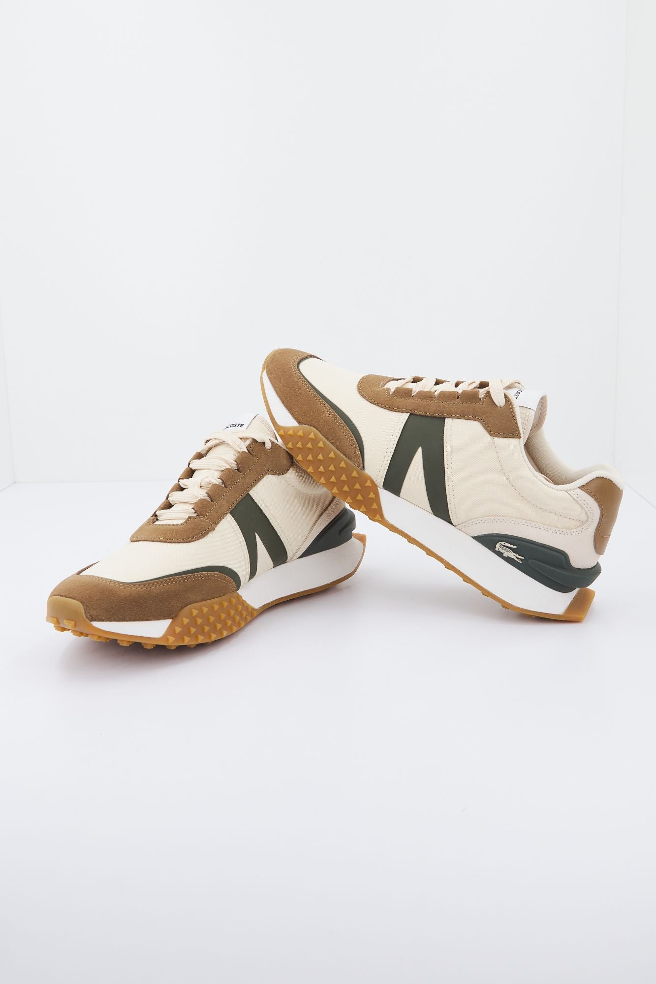 LACOSTE  MEN L-PIN DELUXE en color BEIS (2)
