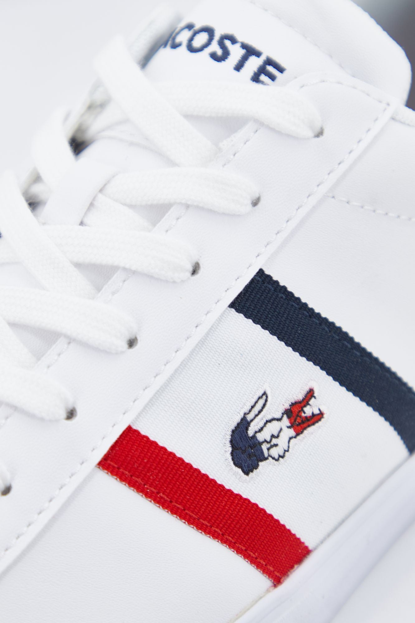 LACOSTE LEROND PRO TRI 123 1 CMA en color BLANCO (3)