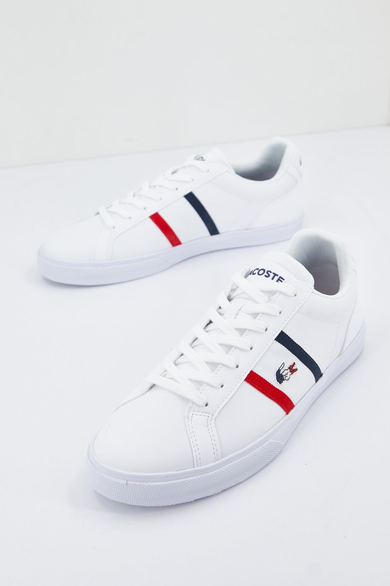 LACOSTE LEROND PRO TRI 123 1 CMA en color BLANCO (4)