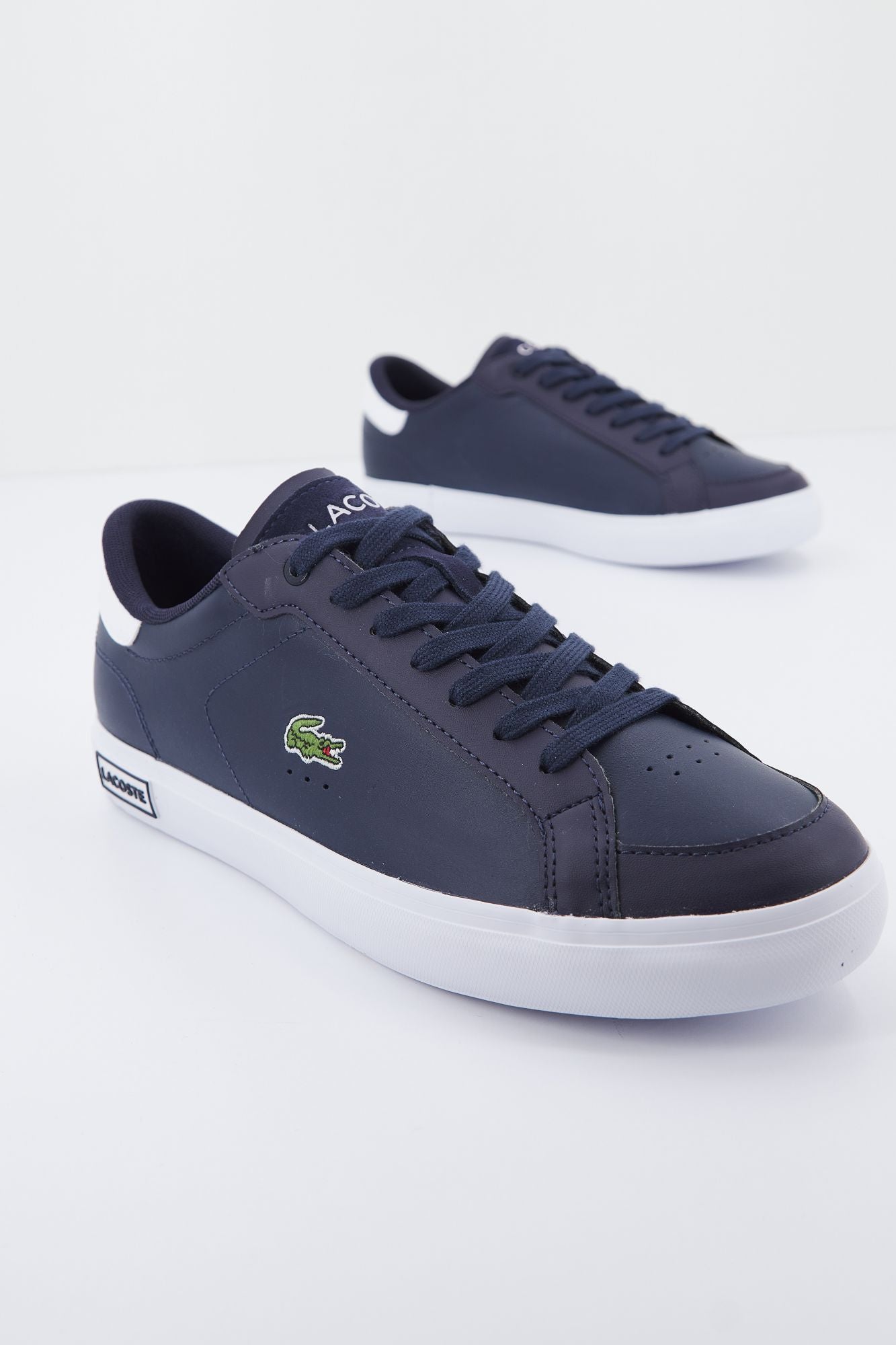 LACOSTE  POWERCOURT 123 3 SMA en color AZUL (4)