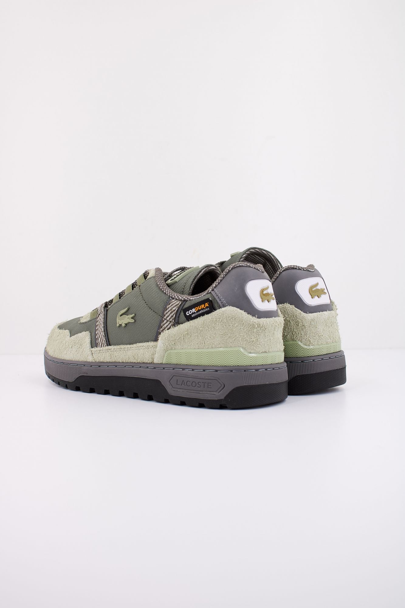 LACOSTE T-CLIP WINTER OUTDOOR en color VERDE (4)