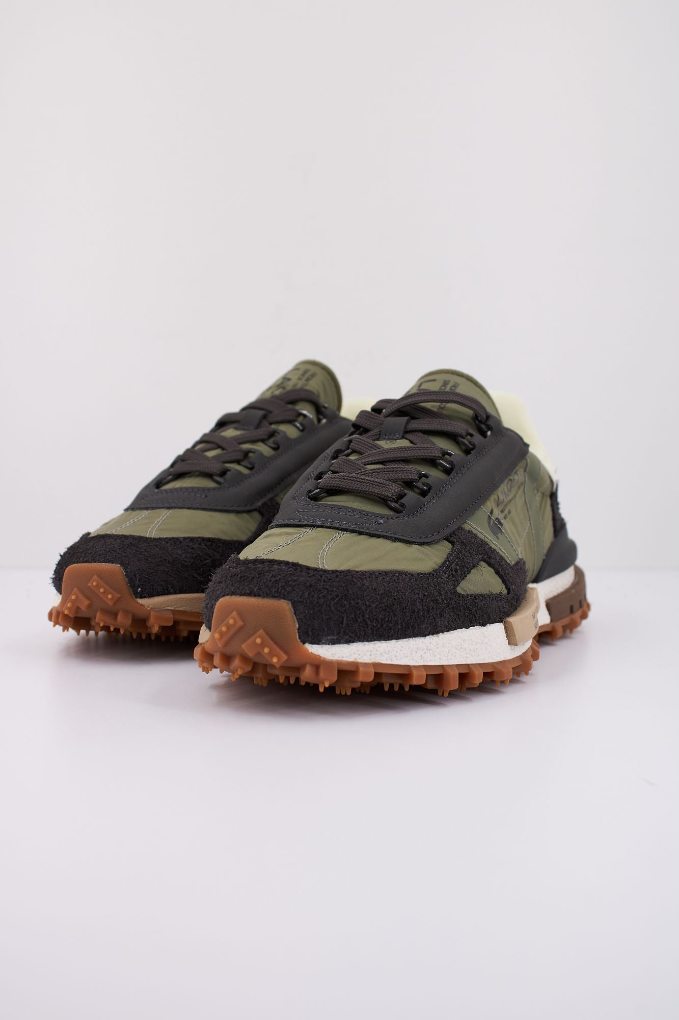 LACOSTE ELITE ACTIVE en color VERDE (2)