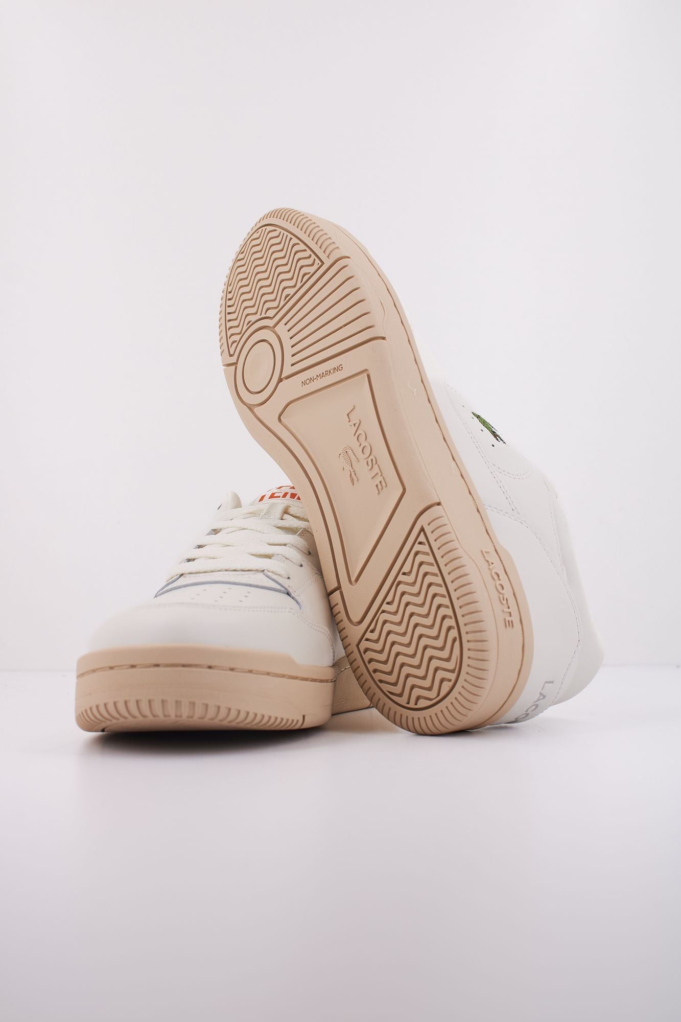 LACOSTE LINEDRIVE SNEAKERS en color BLANCO (5)