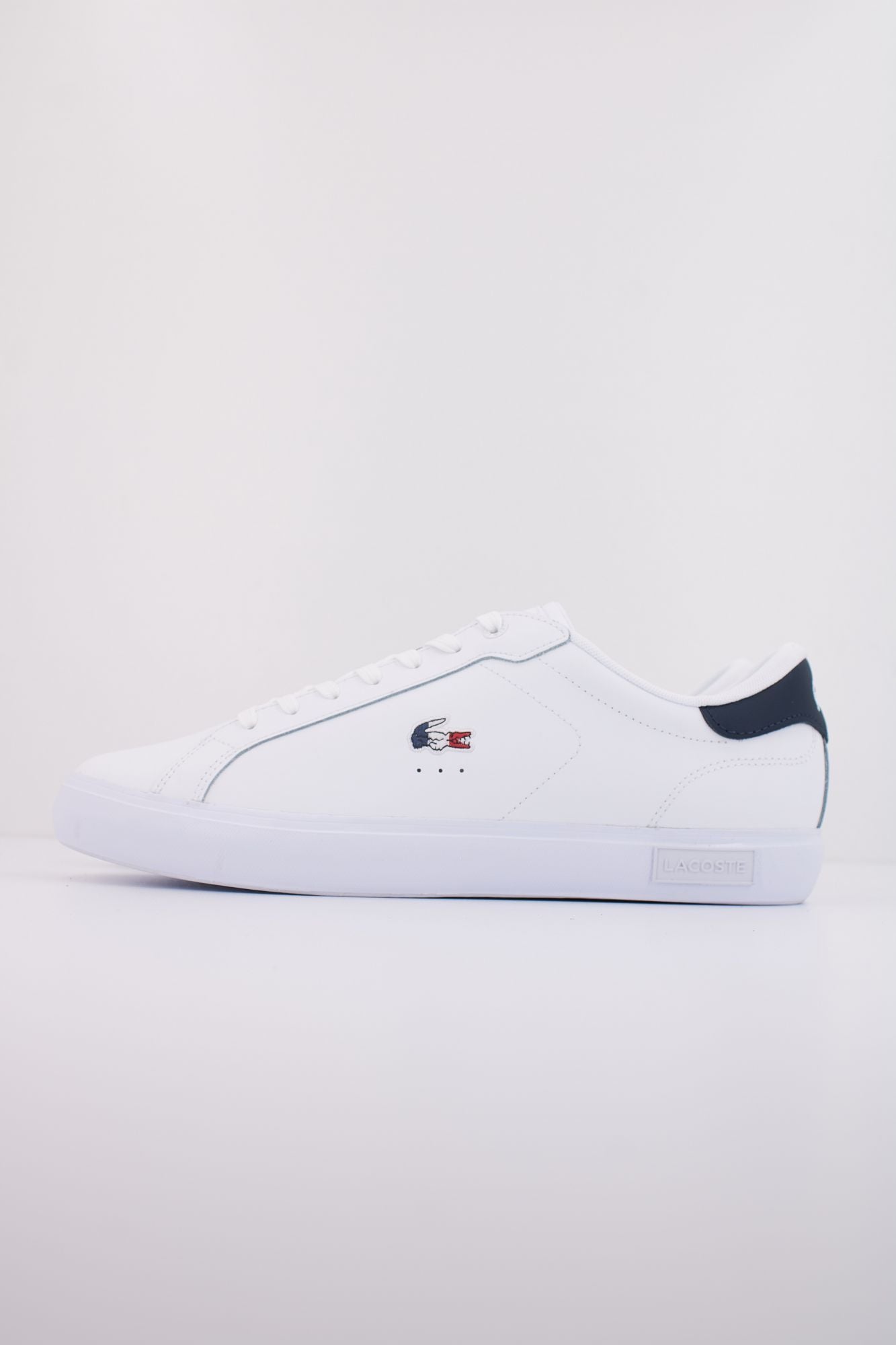 LACOSTE POWERCOURT  en color BLANCO (1)