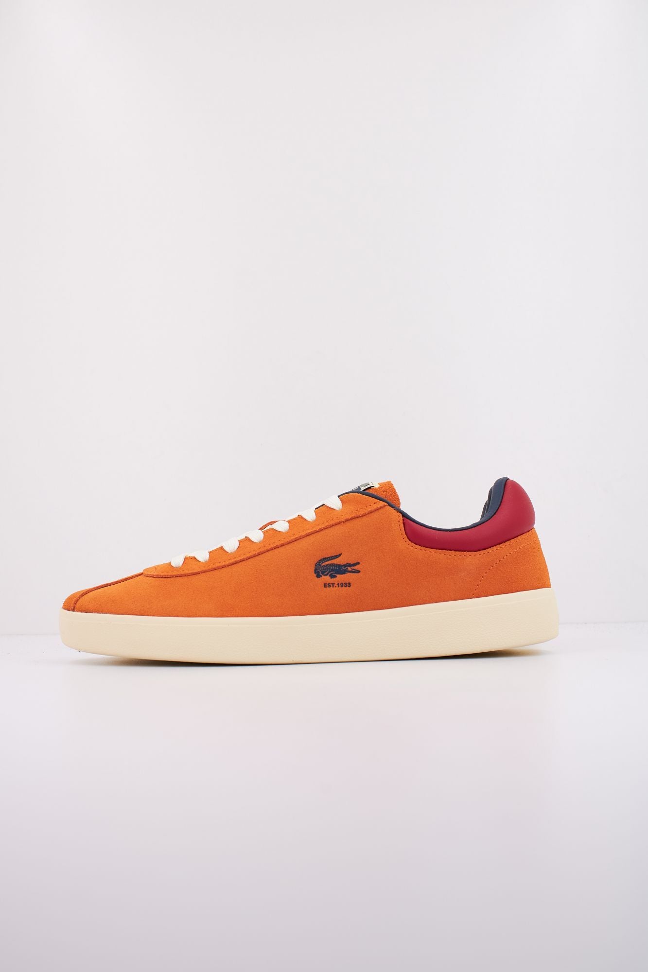 LACOSTE  BASESHOT  en color NARANJA (1)