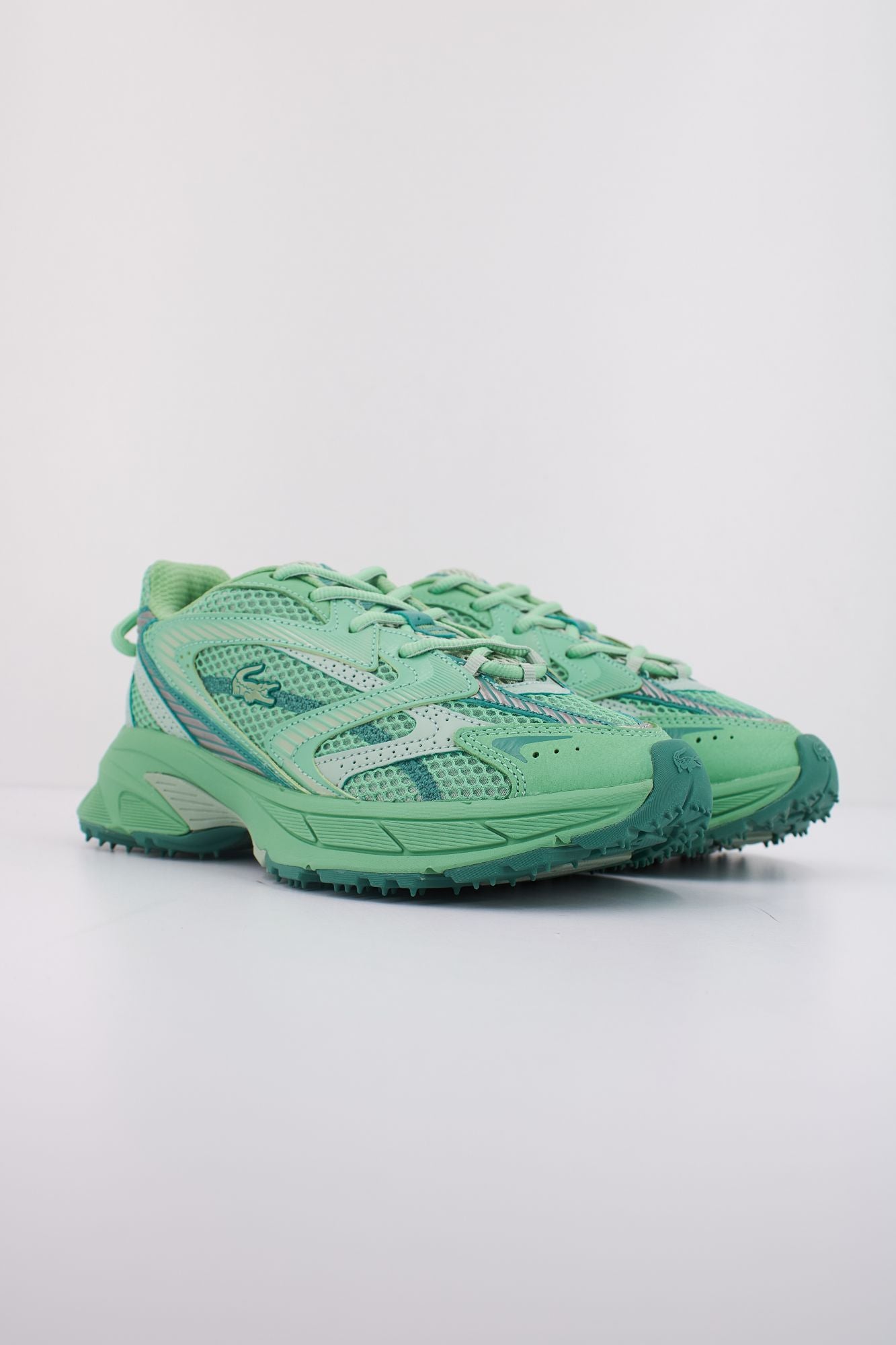 LACOSTE L003 NEO SHOT en color VERDE (2)