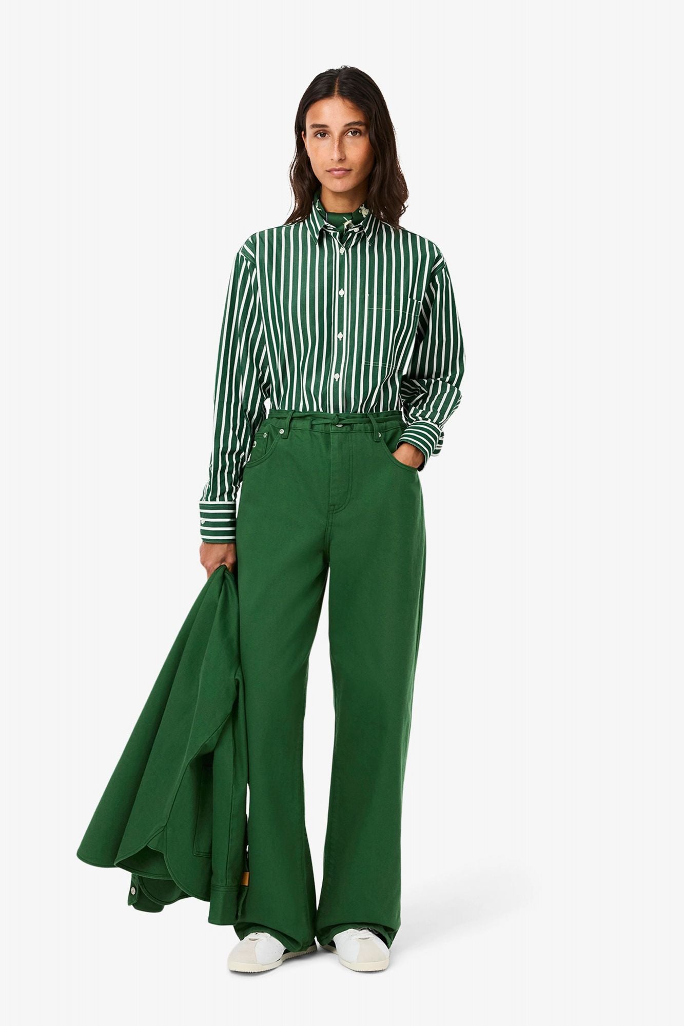 LACOSTE WIDE FIT DENIM JEANS en color VERDE (4)