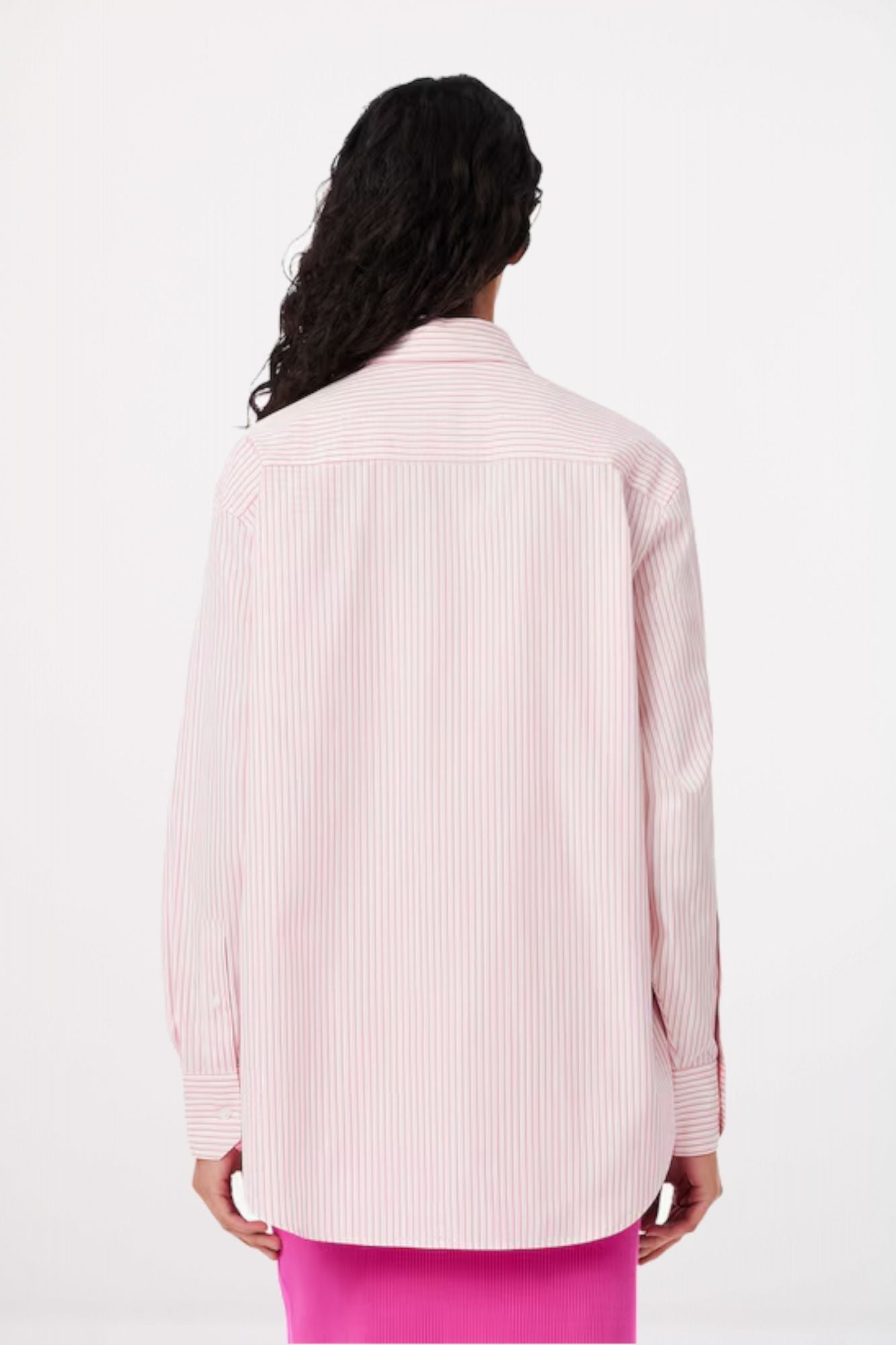 LACOSTE LONG SLEEVED SHIRT en color ROSA (3)