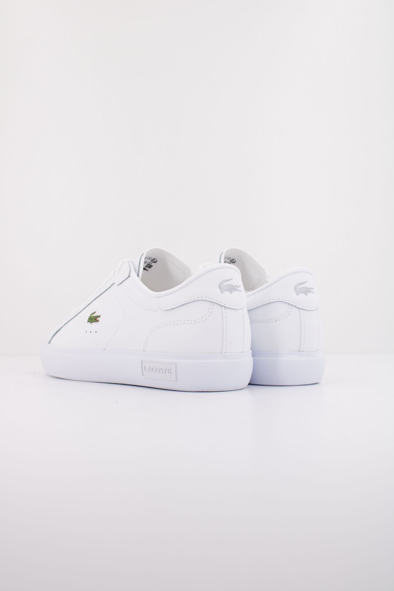LACOSTE  POWERCOURT  en color BLANCO (4)