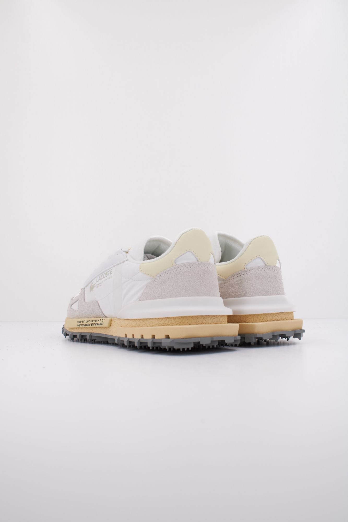 LACOSTE ELITE ACTIVE en color BLANCO (4)