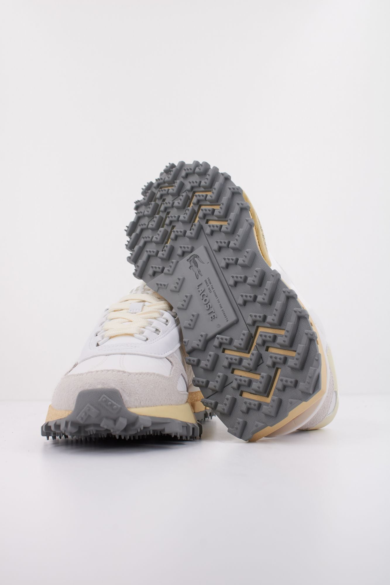 LACOSTE ELITE ACTIVE en color BLANCO (5)