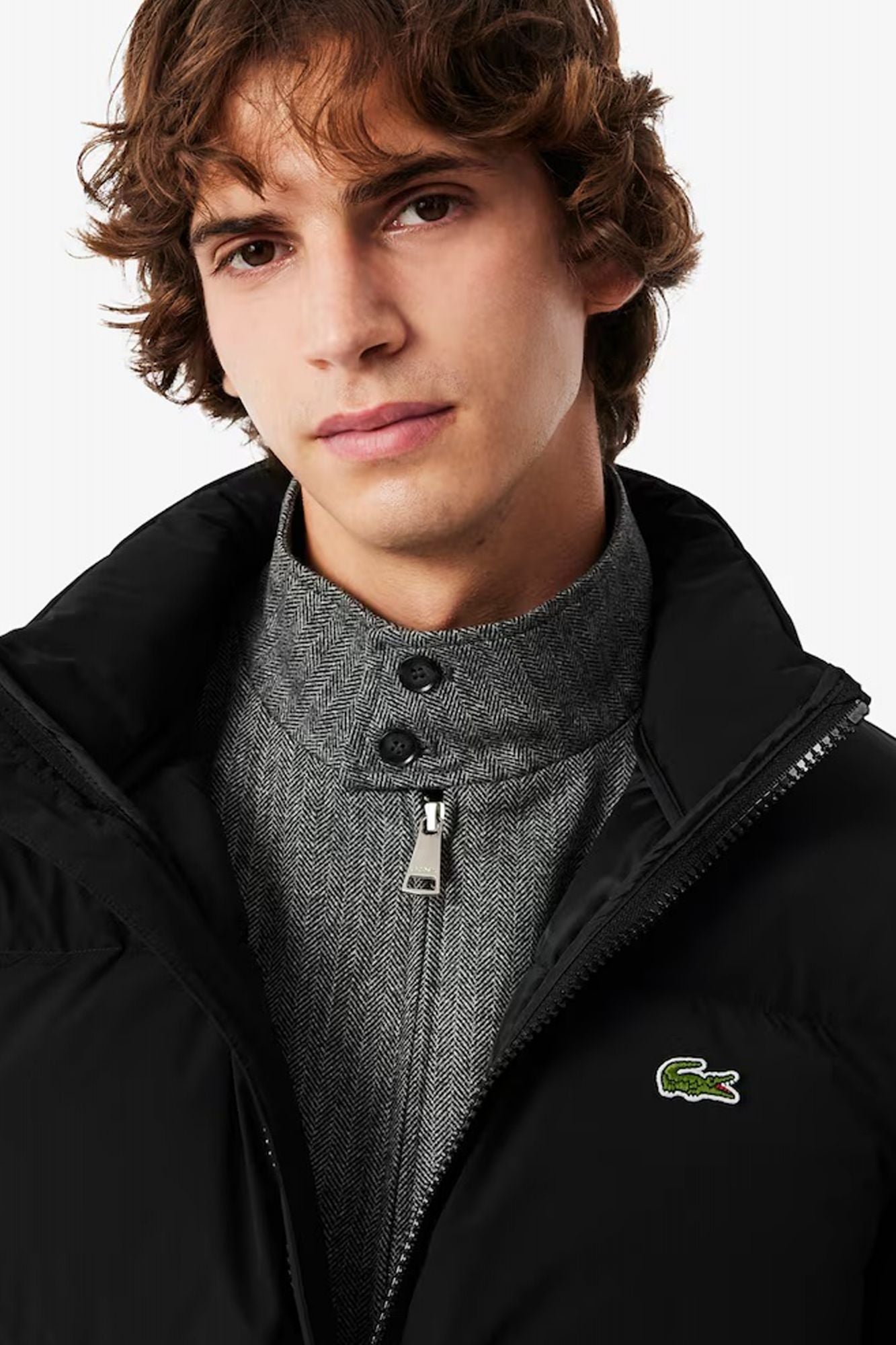 LACOSTE HOODED DOWN JACKET en color NEGRO (2)