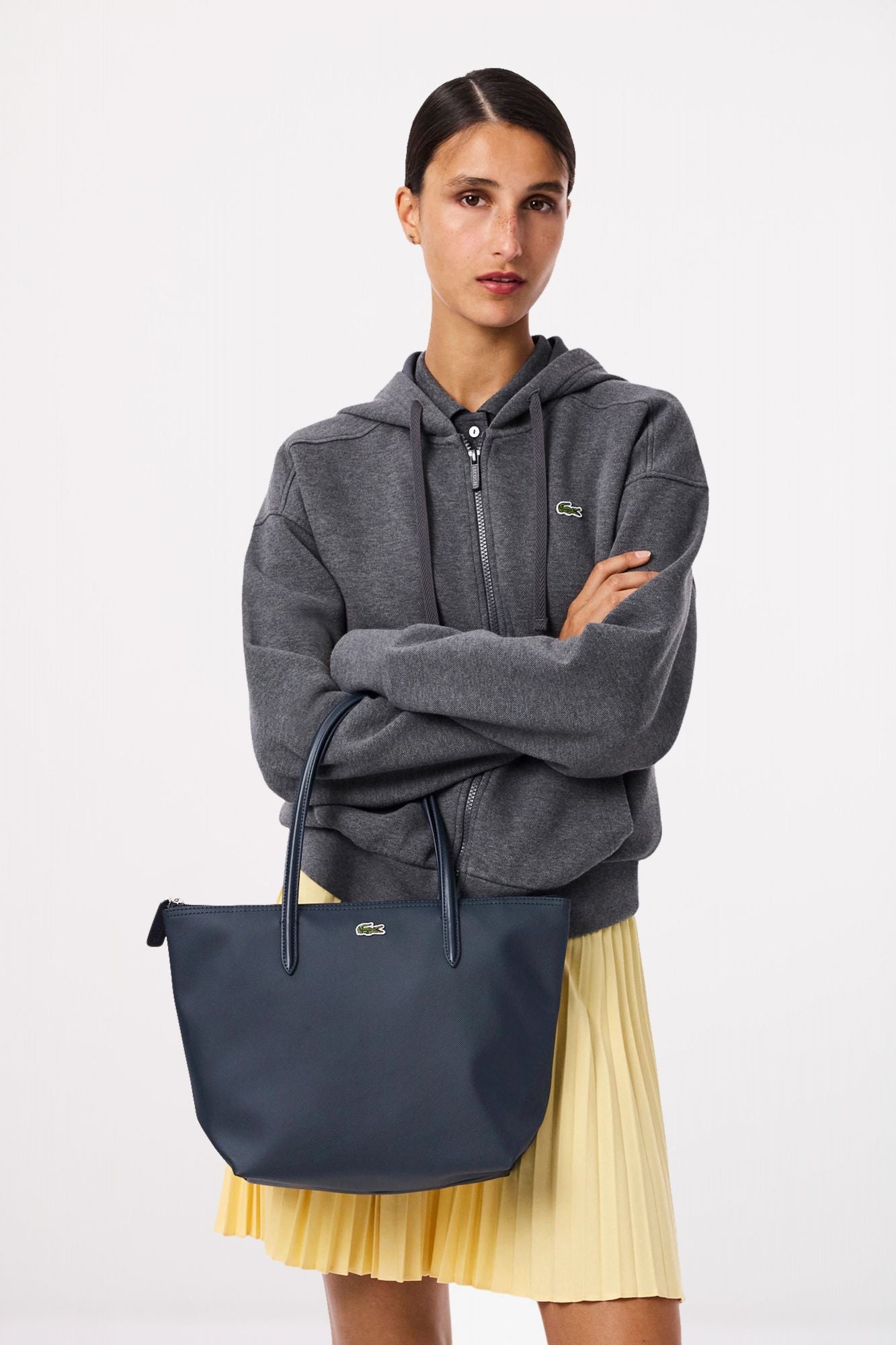 LACOSTE TOTE BAG en color AZUL (4)
