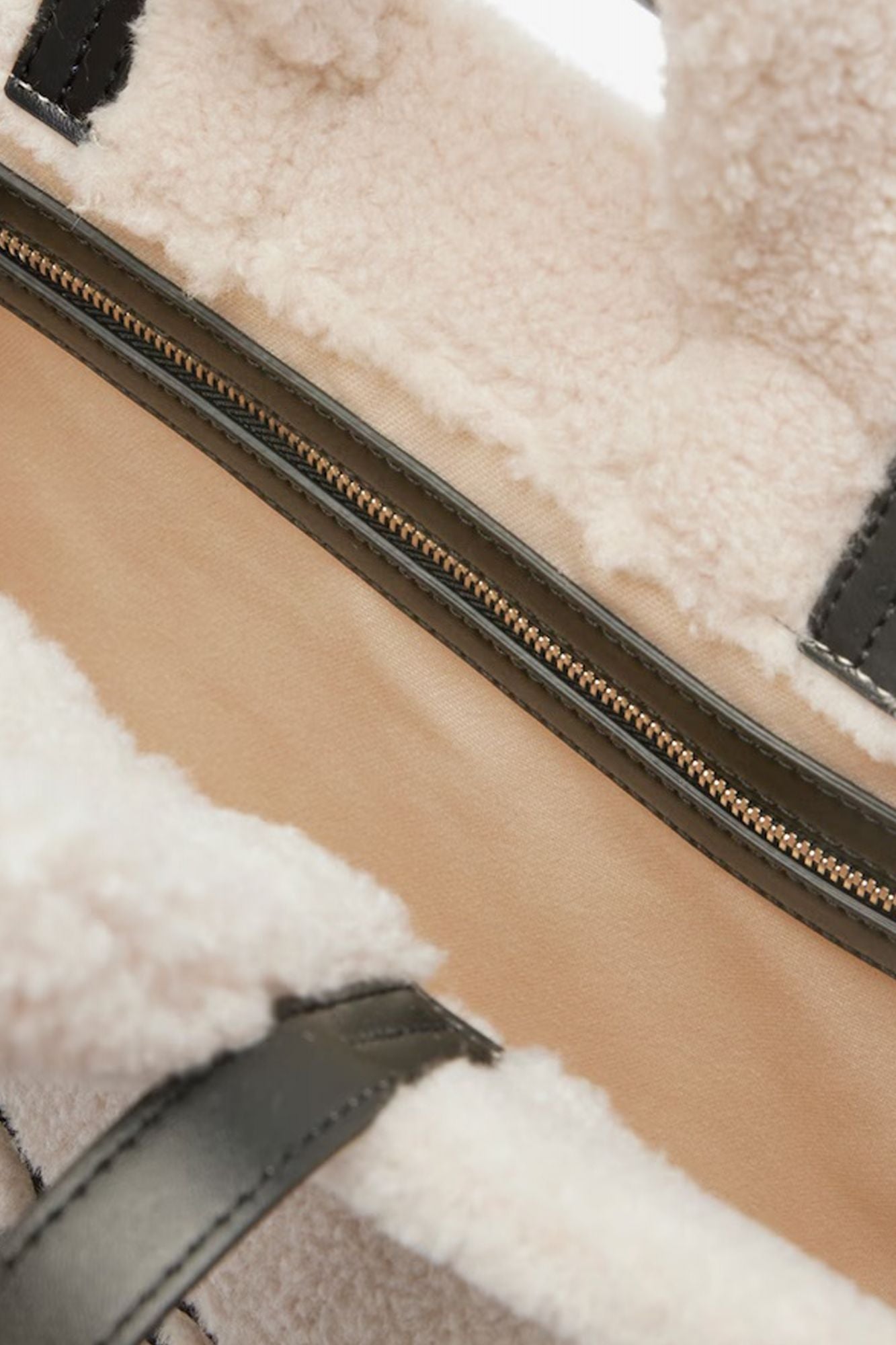 LACOSTE HERITAGE SEASONAL L en color BLANCO (4)