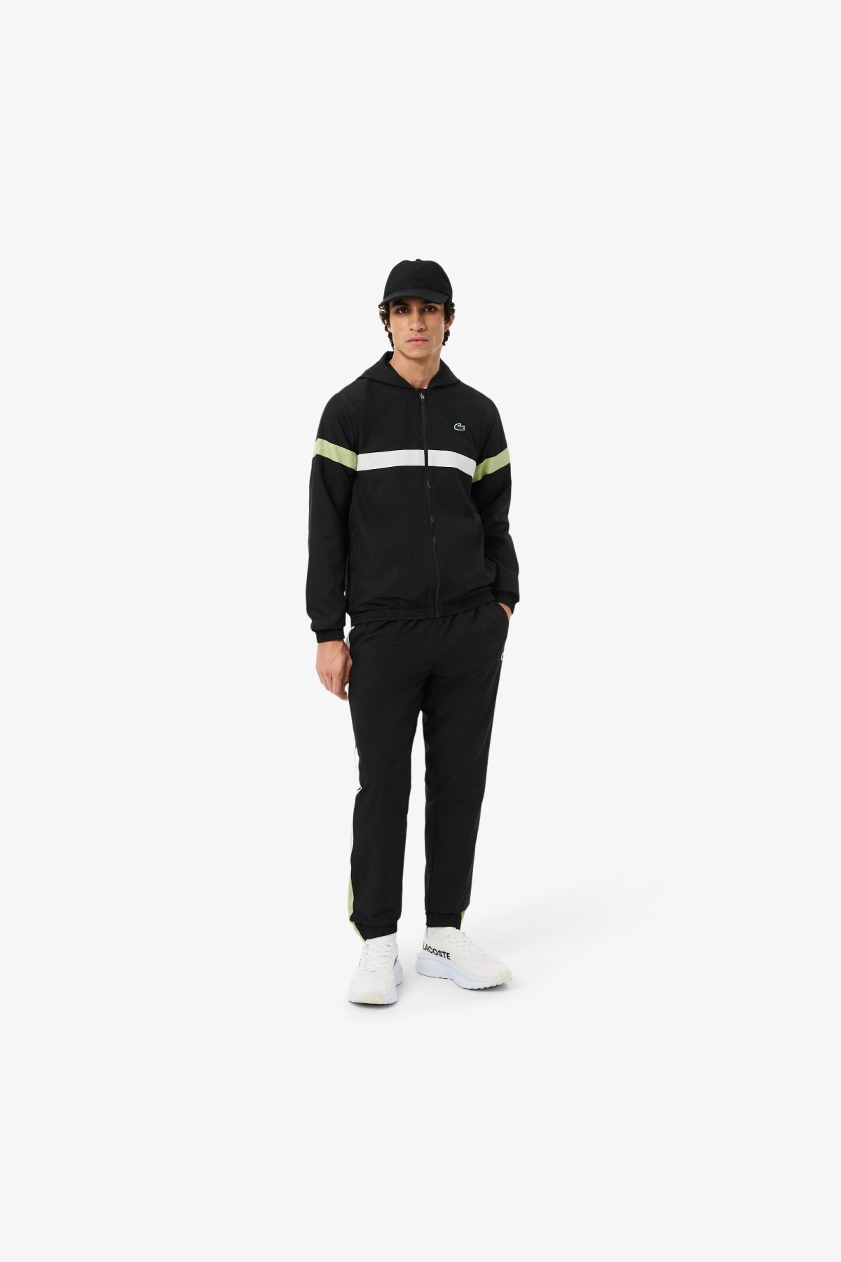 LACOSTE TRACKSUITS TROUSERS en color NEGRO (4)