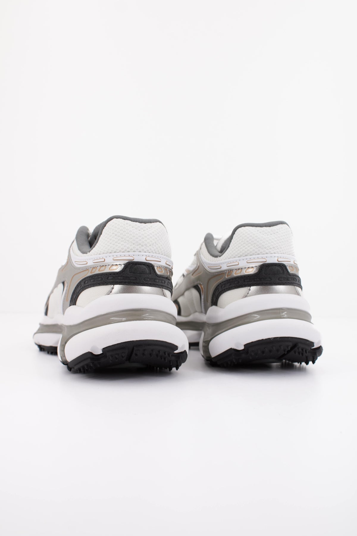 LACOSTE SFA en color BLANCO (4)